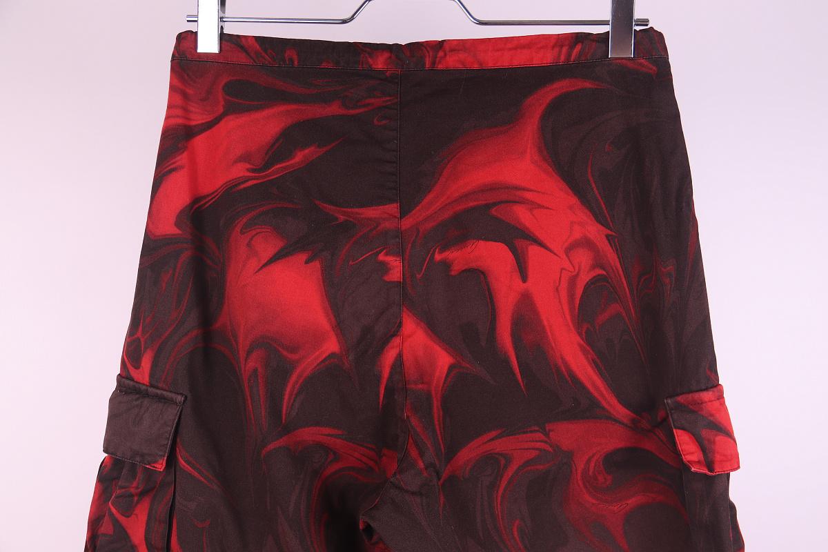 GUCCI by TOM FORD Men's 30 Red & Black Cargo Wide Leg Spring 2001 Pants In Good Condition For Sale In Алматинский Почтамт, KZ