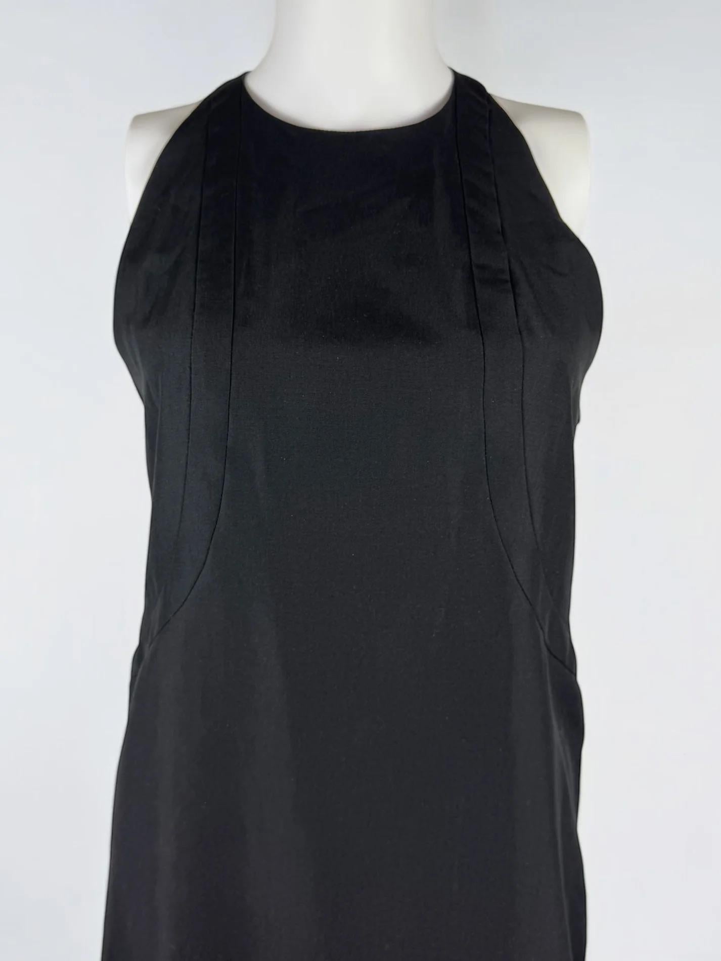Women's Gucci by Tom Ford Metal Chain Logo Back Mini Dress, 1996 For Sale