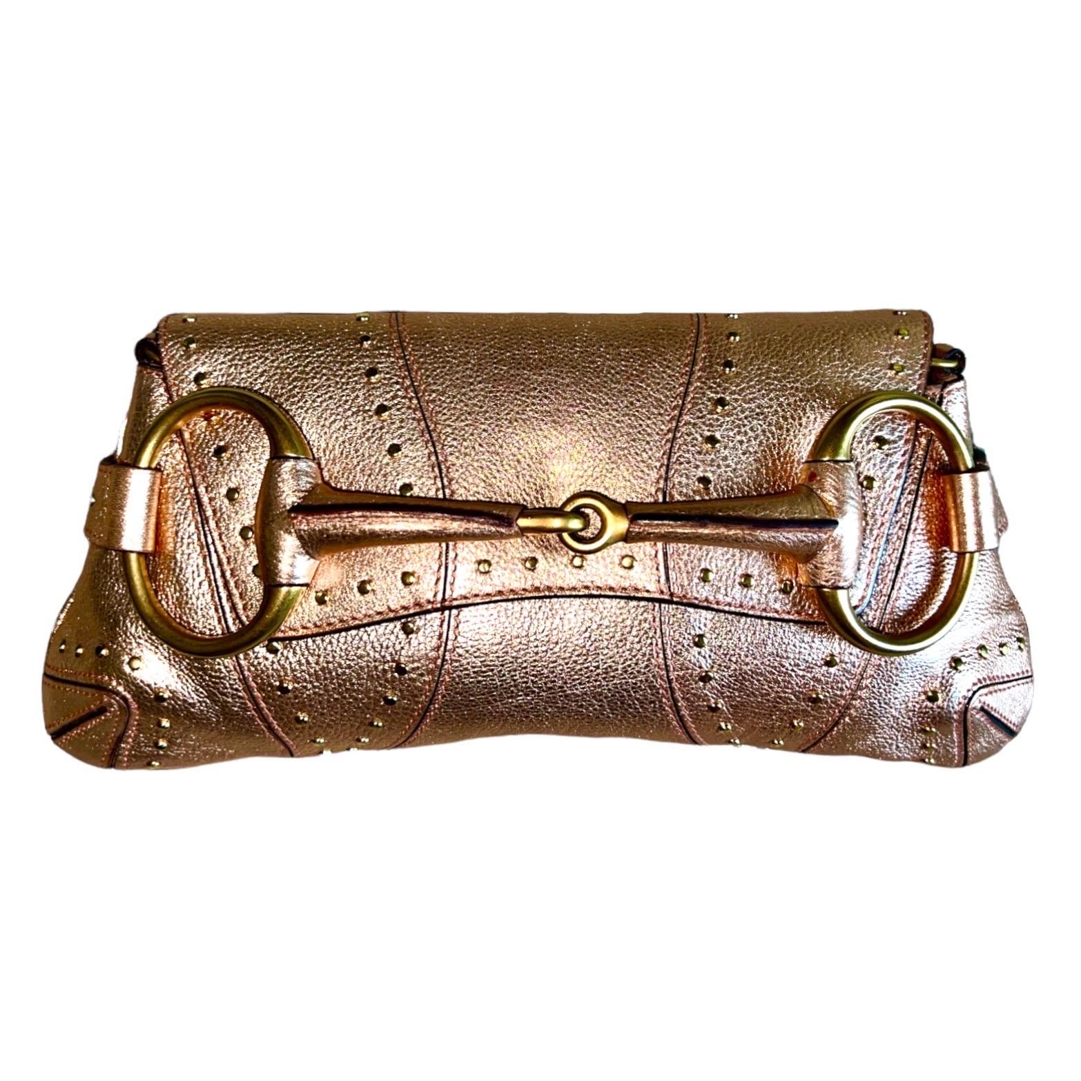 Gucci By Tom Ford FW 2003 Metallic Pink Barbiecore Studded Horsebit Clutch Bag In Good Condition In Switzerland, CH