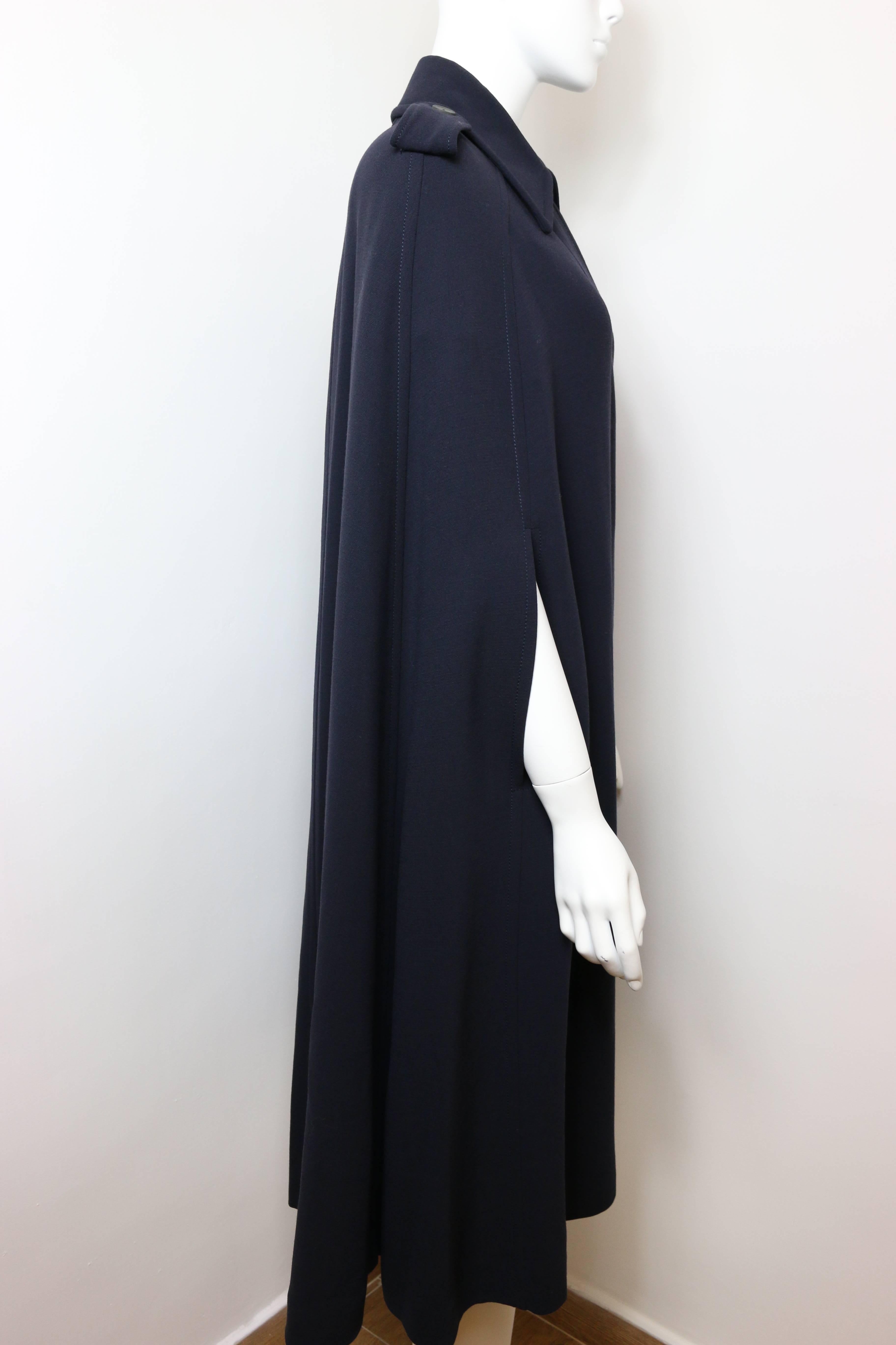 Gucci by Tom Ford Navy Wool Long Cape Coat For Sale 1