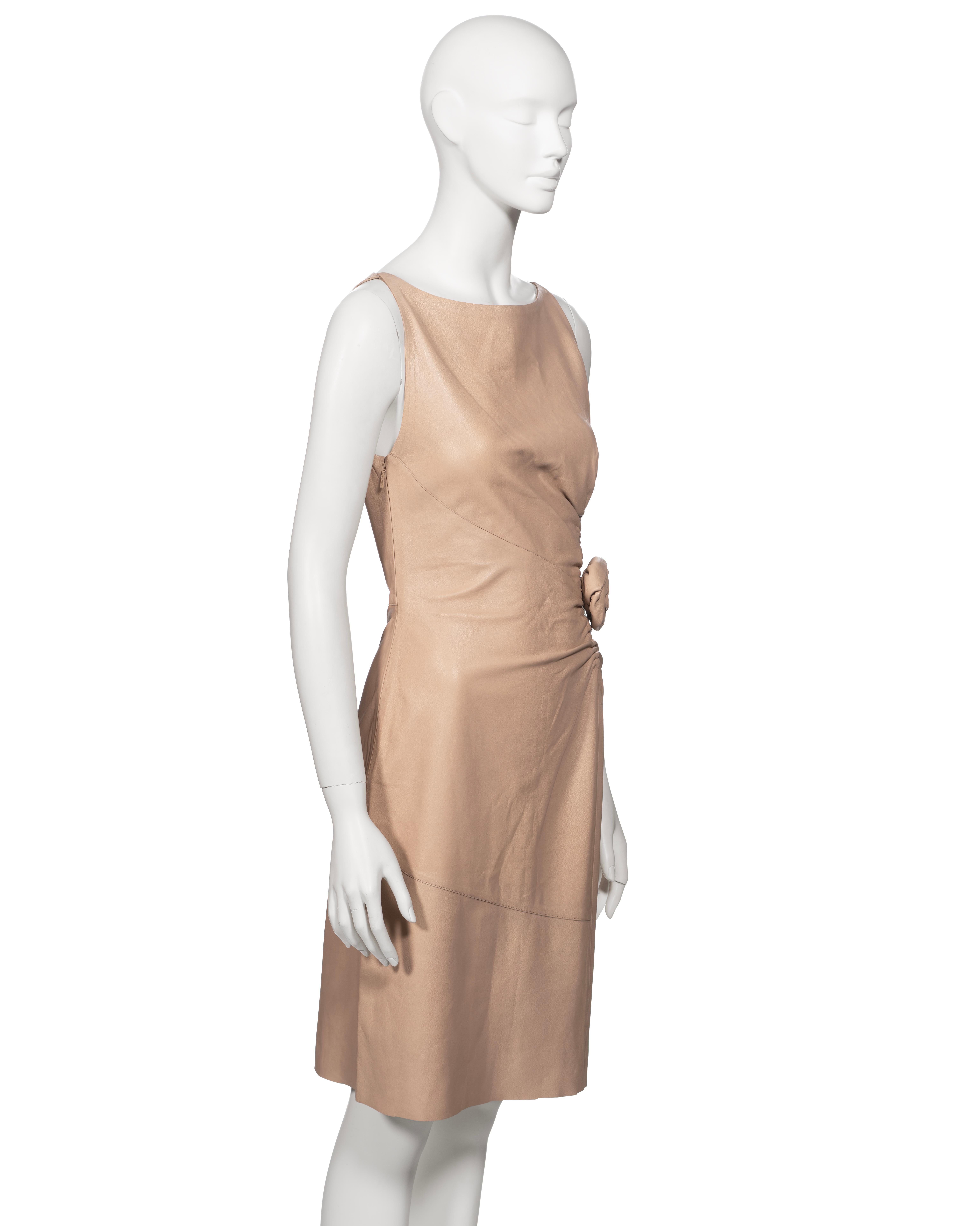 Gucci by Tom Ford Nude Leather Shift Dress with Rosette, fw 1999 For Sale 7