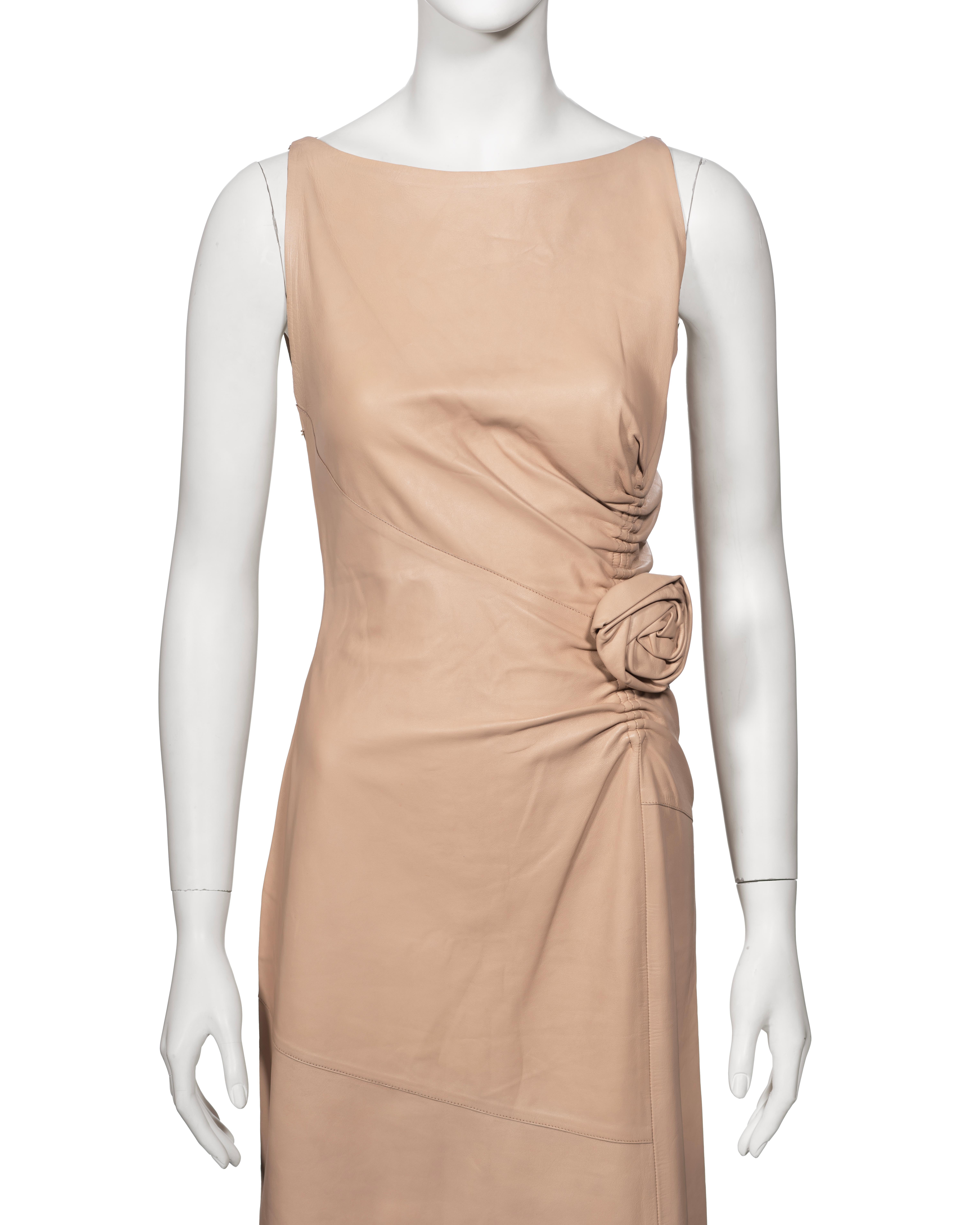 Women's Gucci by Tom Ford Nude Leather Shift Dress with Rosette, fw 1999 For Sale