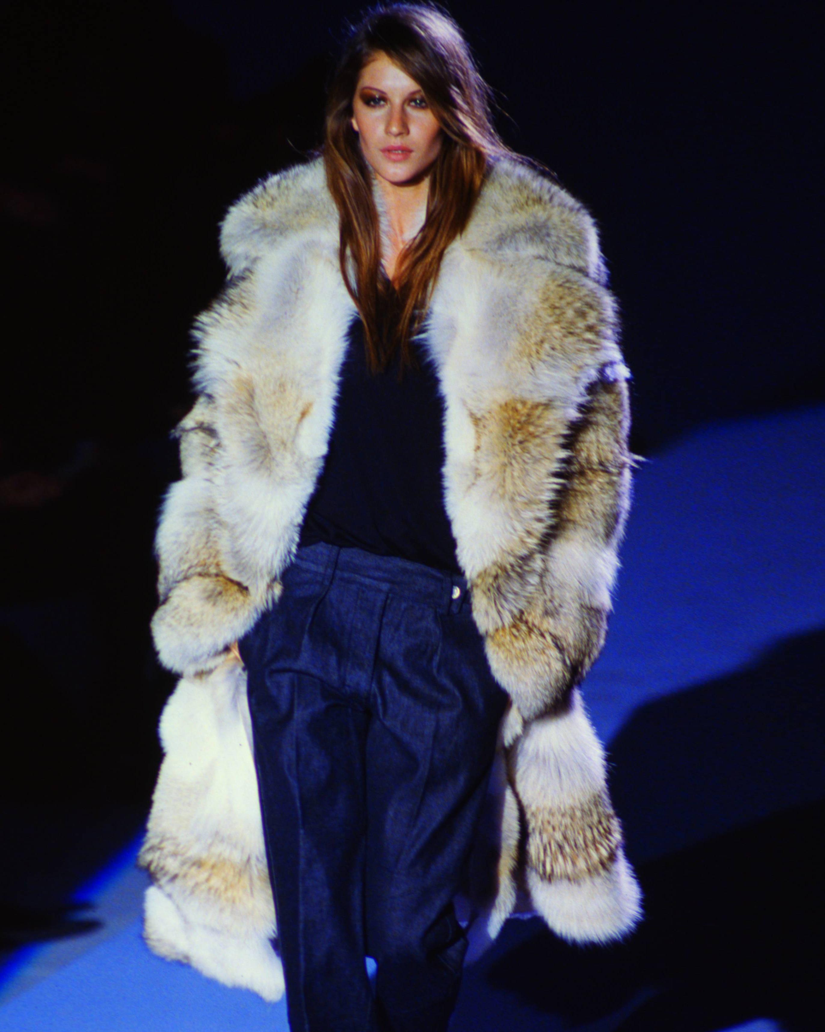 Women's Gucci by Tom Ford Oversized Coyote Fur Coat, fw 1998