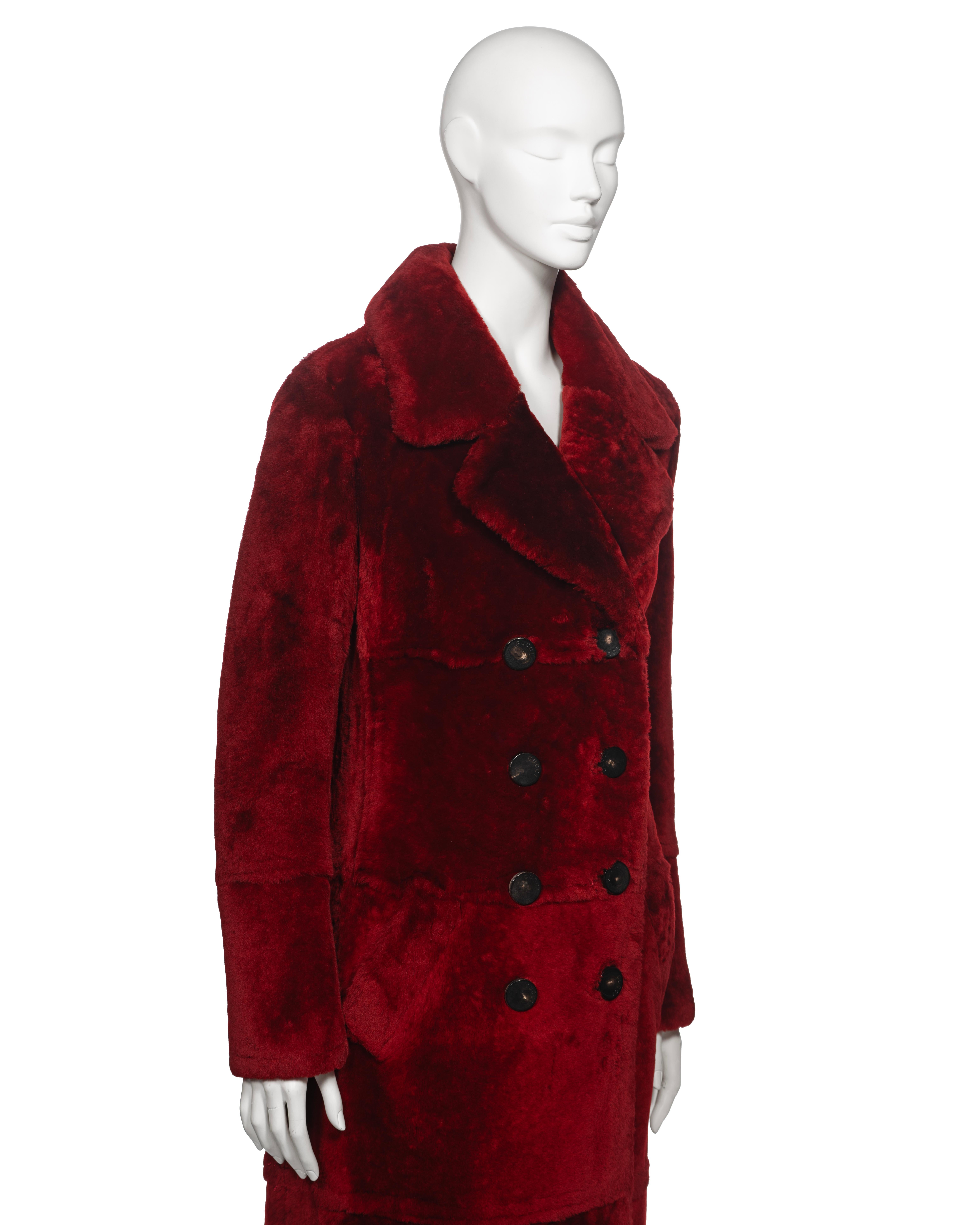 Zweireihiger Gucci by Tom Ford-Mantel aus rotem Schafsleder in Bodenhöhe, H/W 1996 im Angebot 10