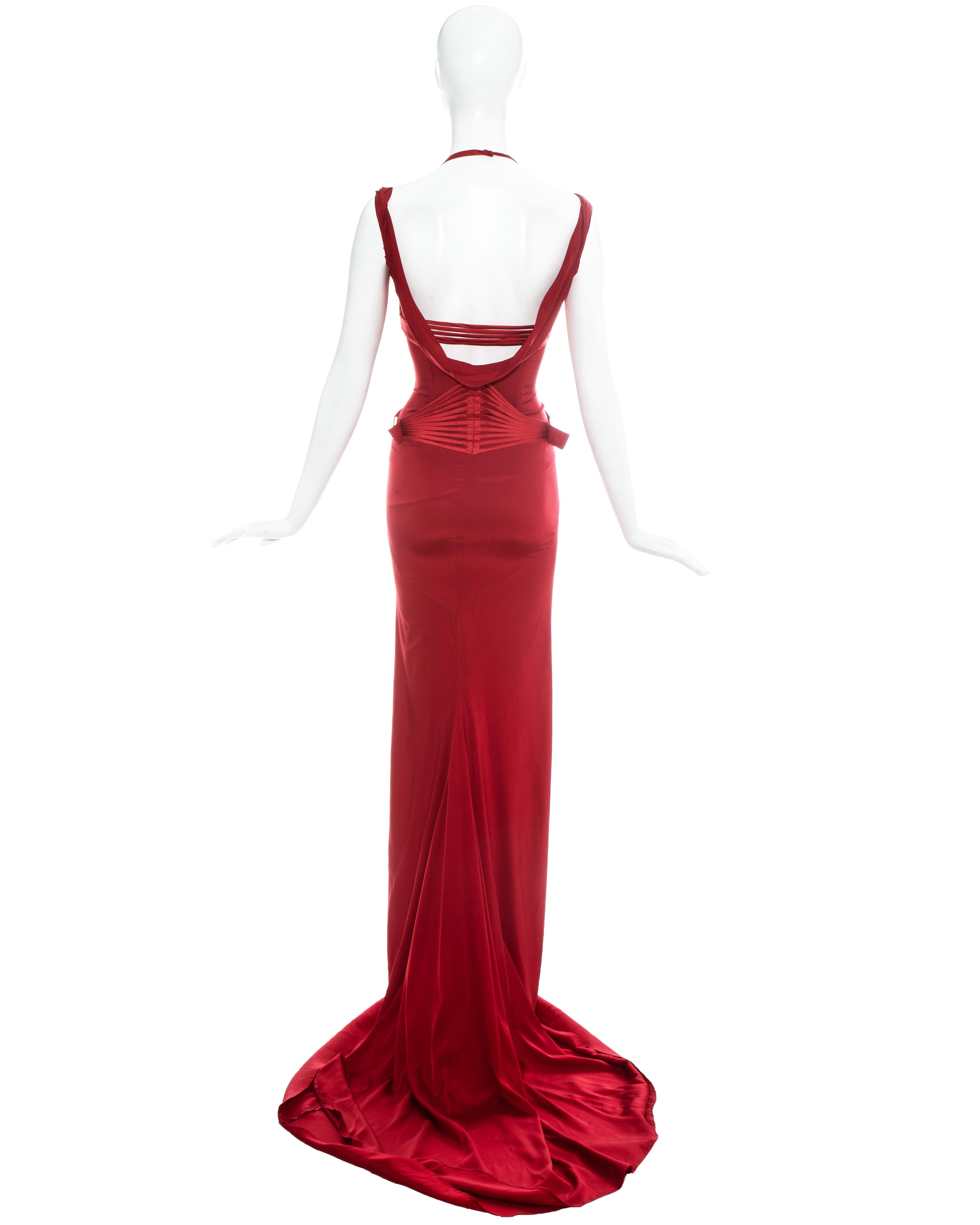 Gucci by Tom Ford red silk corseted trained evening dress, fw 2003 In Excellent Condition In London, GB