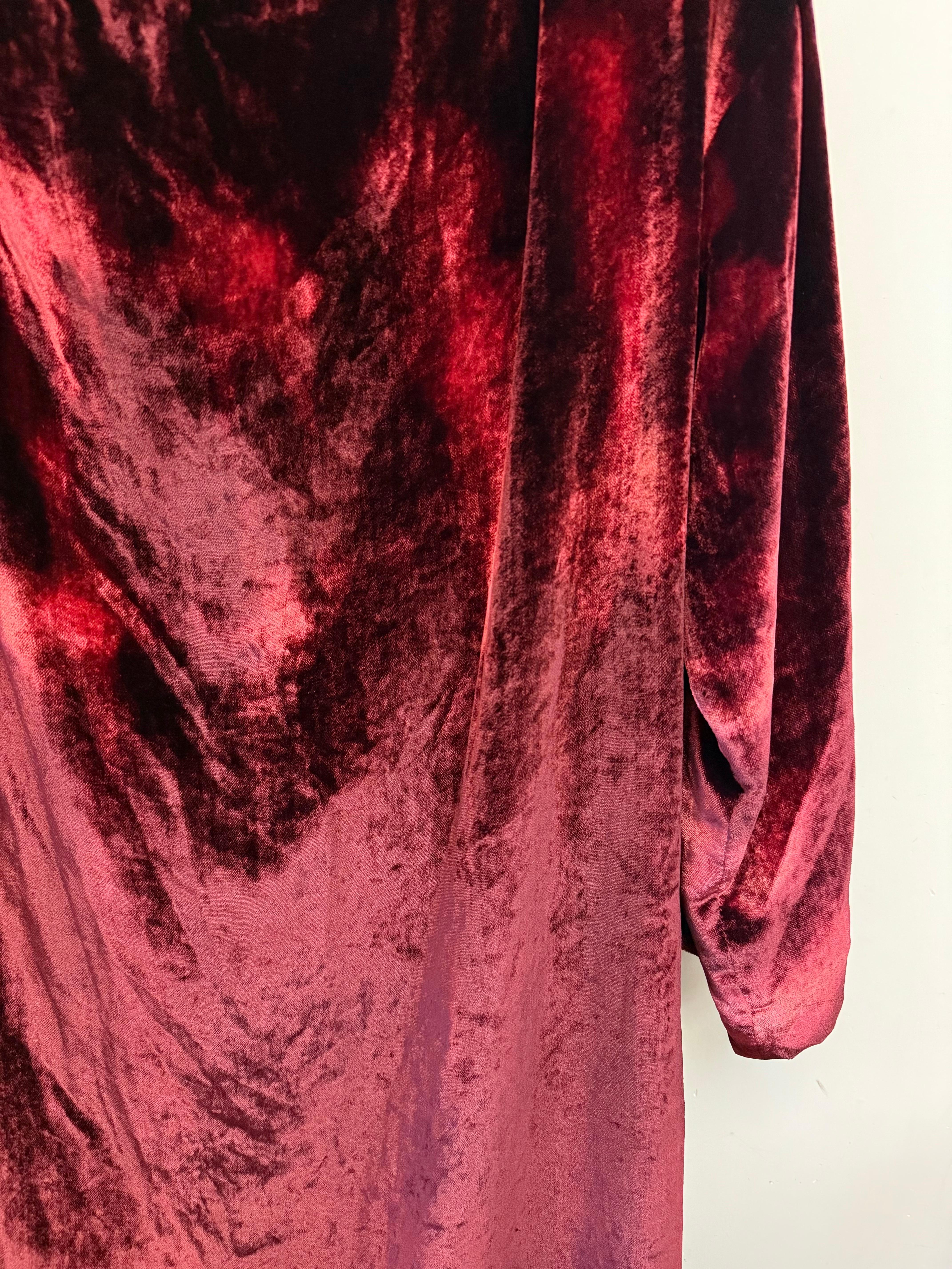 Women's Gucci by Tom Ford Red Velvet Dress For Sale