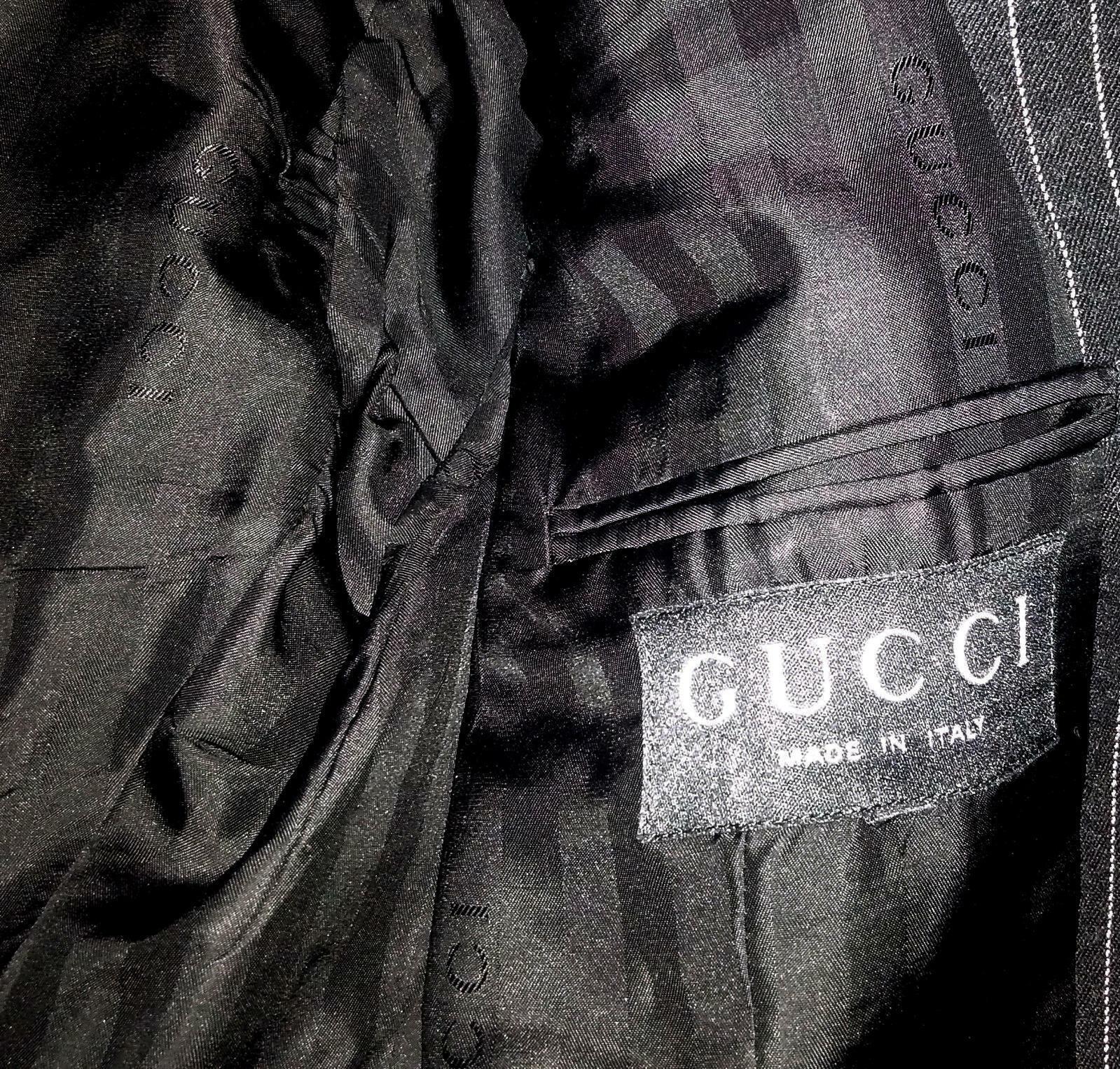 Gucci by Tom Ford Regal Black Pinstripe Epaulette Jacket Blazer IT 38/ US 4  For Sale 4