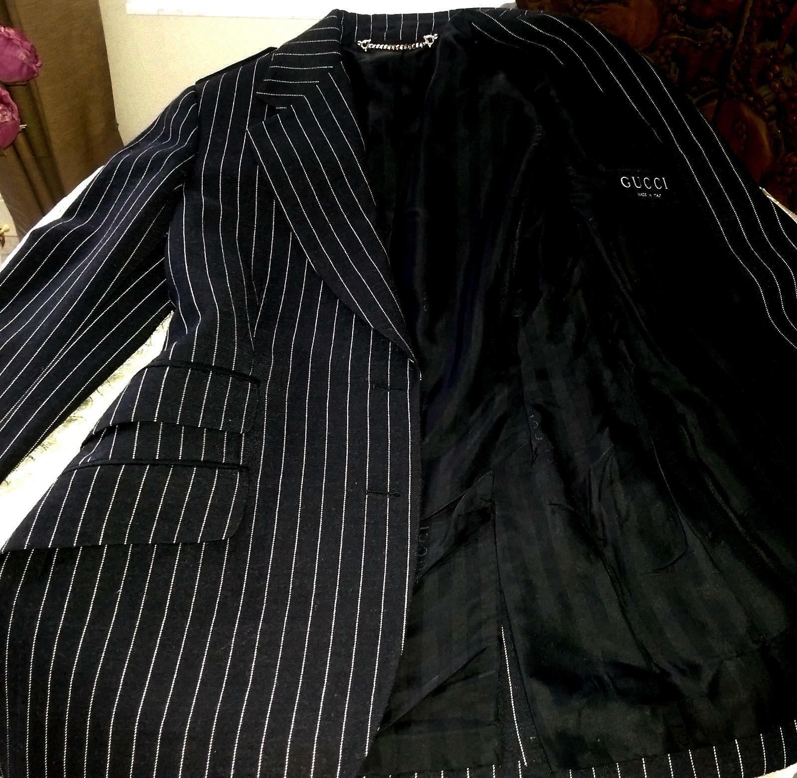 Gucci by Tom Ford Regal Black Pinstripe Epaulette Jacket Blazer IT 38/ US 4  For Sale 5