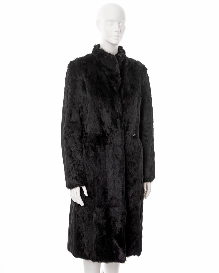 Gucci by Tom Ford reversible green and black fur coat, fw 1999 For Sale at  1stDibs