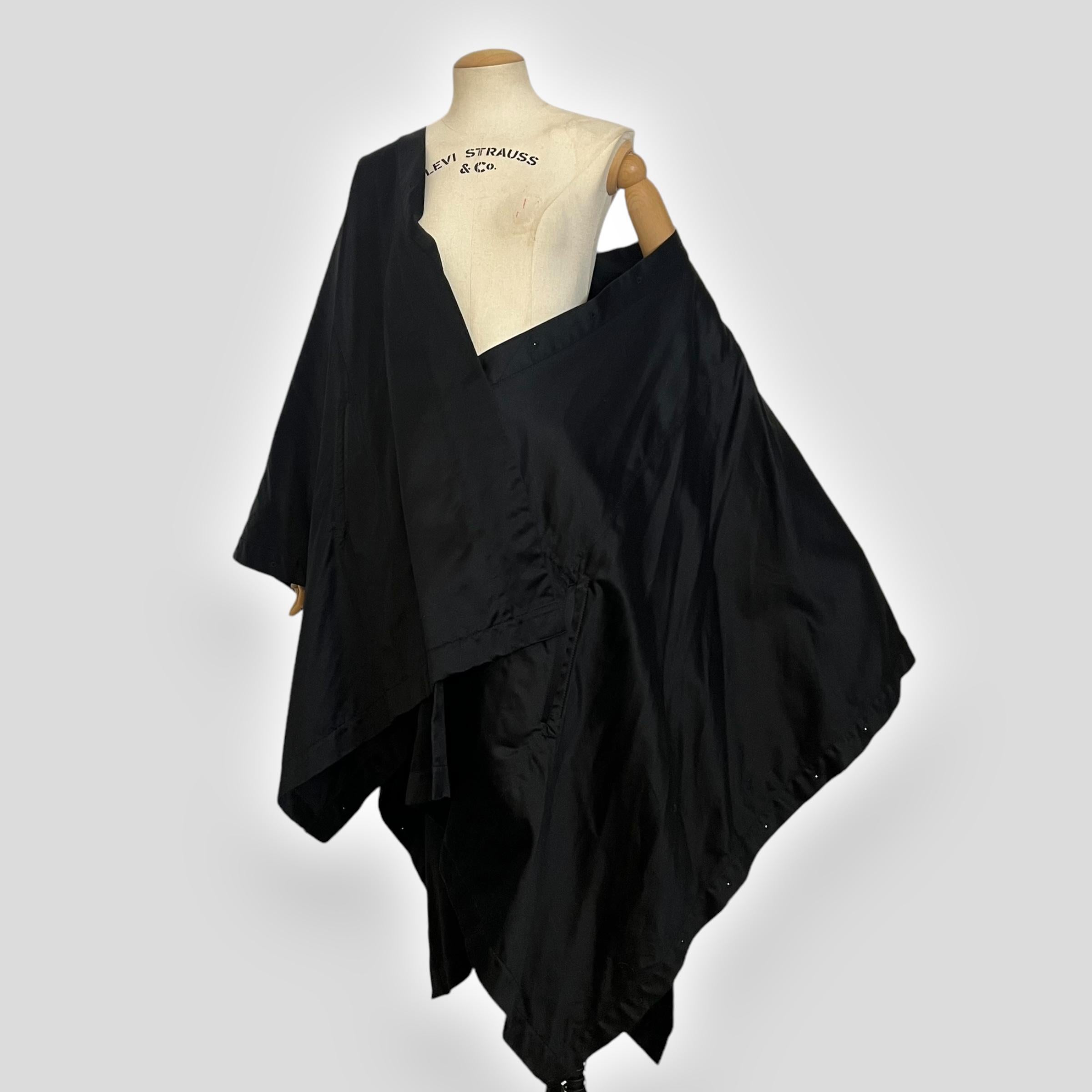 Gucci by Tom Ford, Runway Kimono Jacket, Fall/Winter 2002, Look 7 4