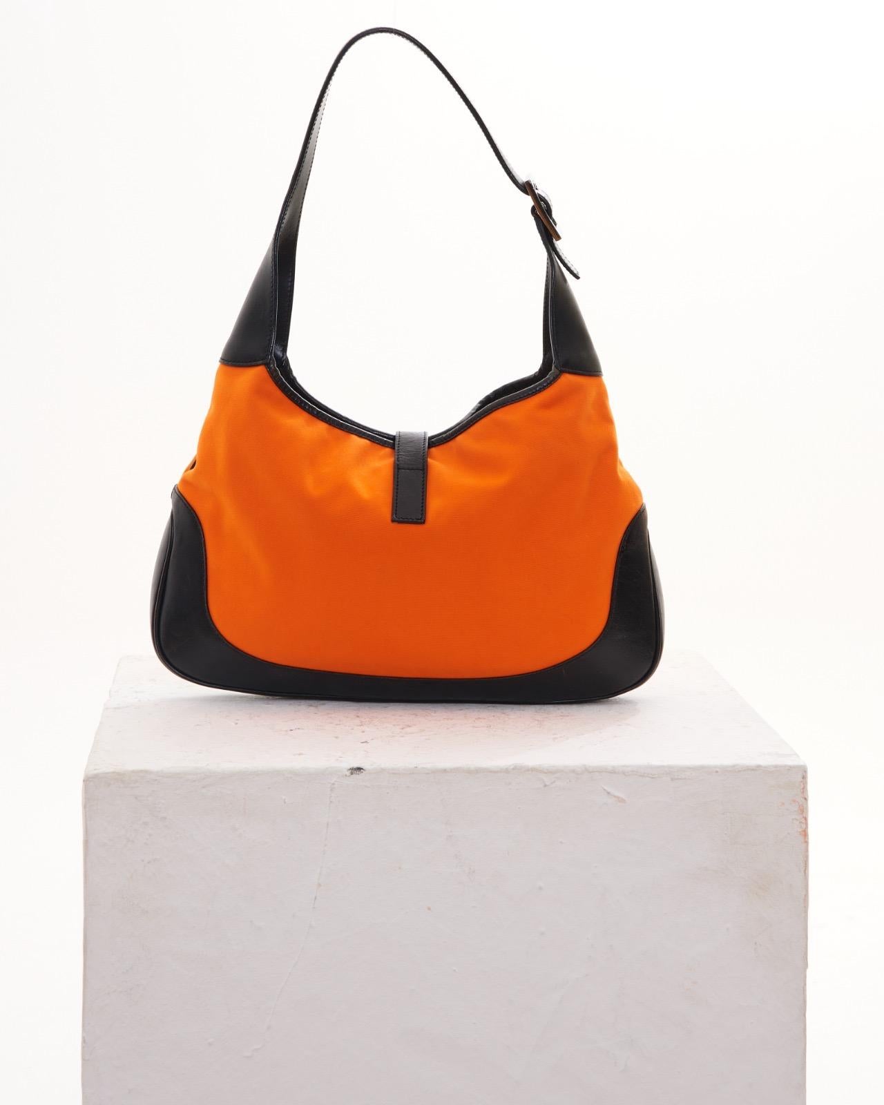 Gucci By Tom Ford S/S 1999 Orange canvas leather Jackie hobo bag For Sale 3