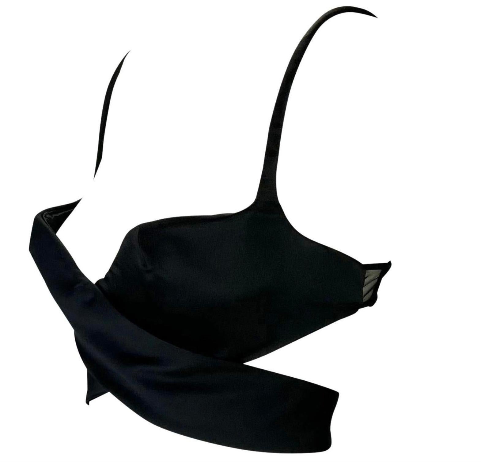 Top reggiseno 2 pezzi in raso di seta nero Gucci by Tom Ford P/E 2001 In condizioni buone in vendita a Berlin, DE