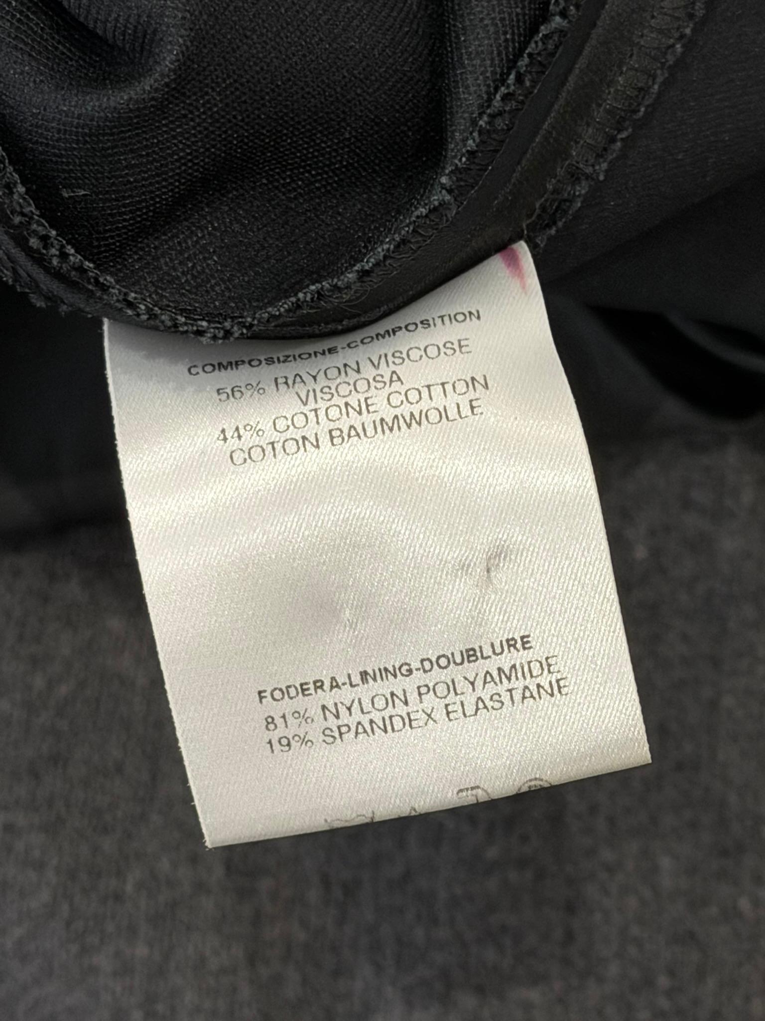 Gucci by Tom Ford P/E 2001 Vestito midi in raso nero con corsetto e senza spalline in vendita 5