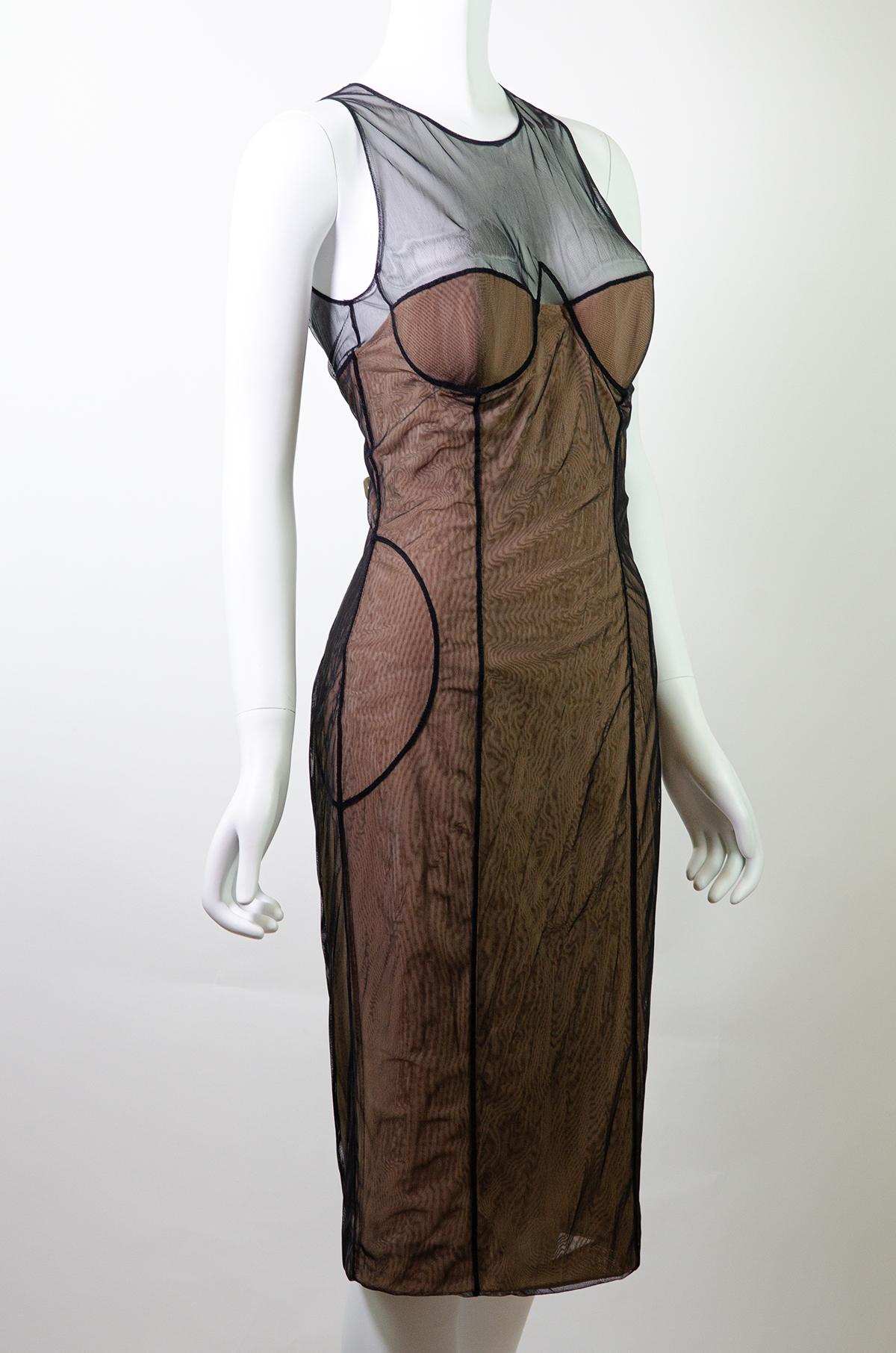 GUCCI by TOM FORD S/S 2001 Mesh Corset Runway Dress New with Tags IT42 For Sale 2