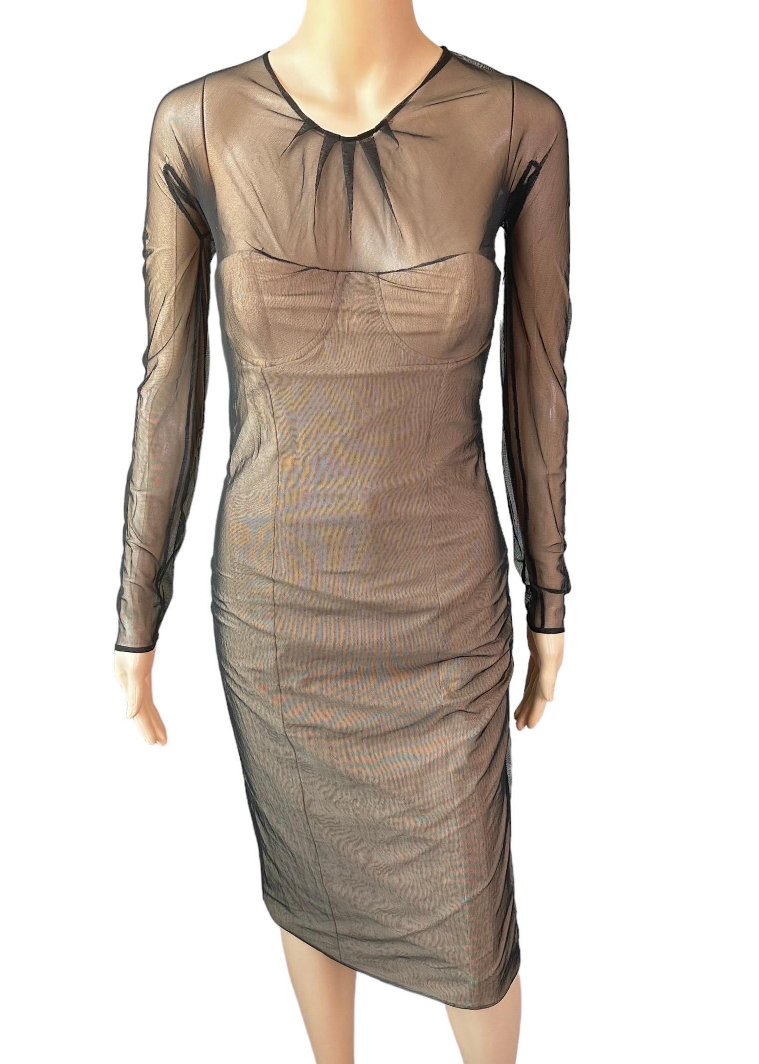 Gucci by Tom Ford S/S 2001 Runway Sheer Tulle Mesh Covered Bustier Corset Midi Dress IT 44

Look 1 from Gucci S/S 2001 Runway Collection designed by Tom Ford. Gucci midi dress with mesh overlay, scoop neck, structured bodice, open back and concealed