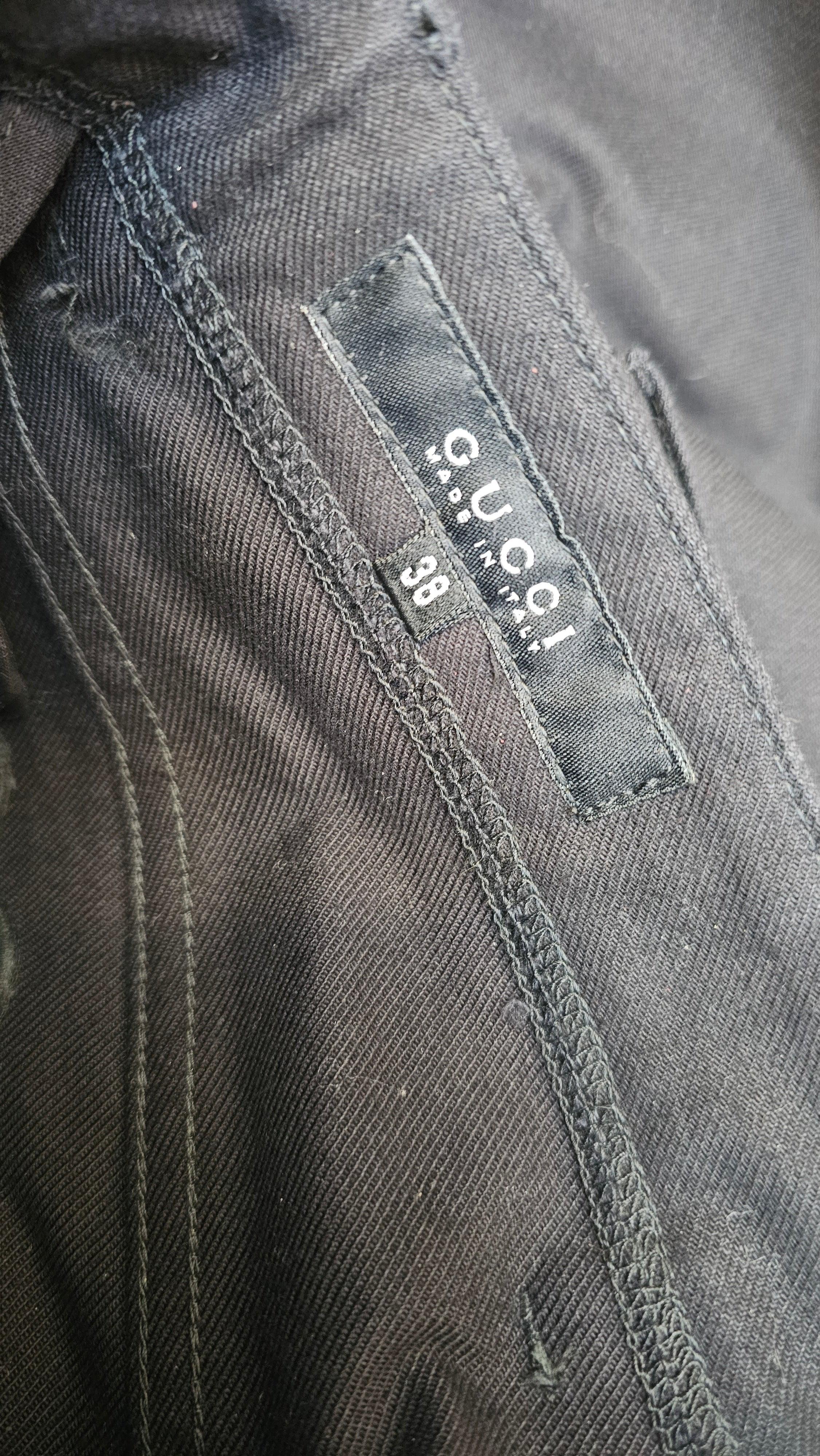 GUCCI By Tom Ford S/s 2002 Black Heart Cutout Denim Oversized Jeans For Sale 2