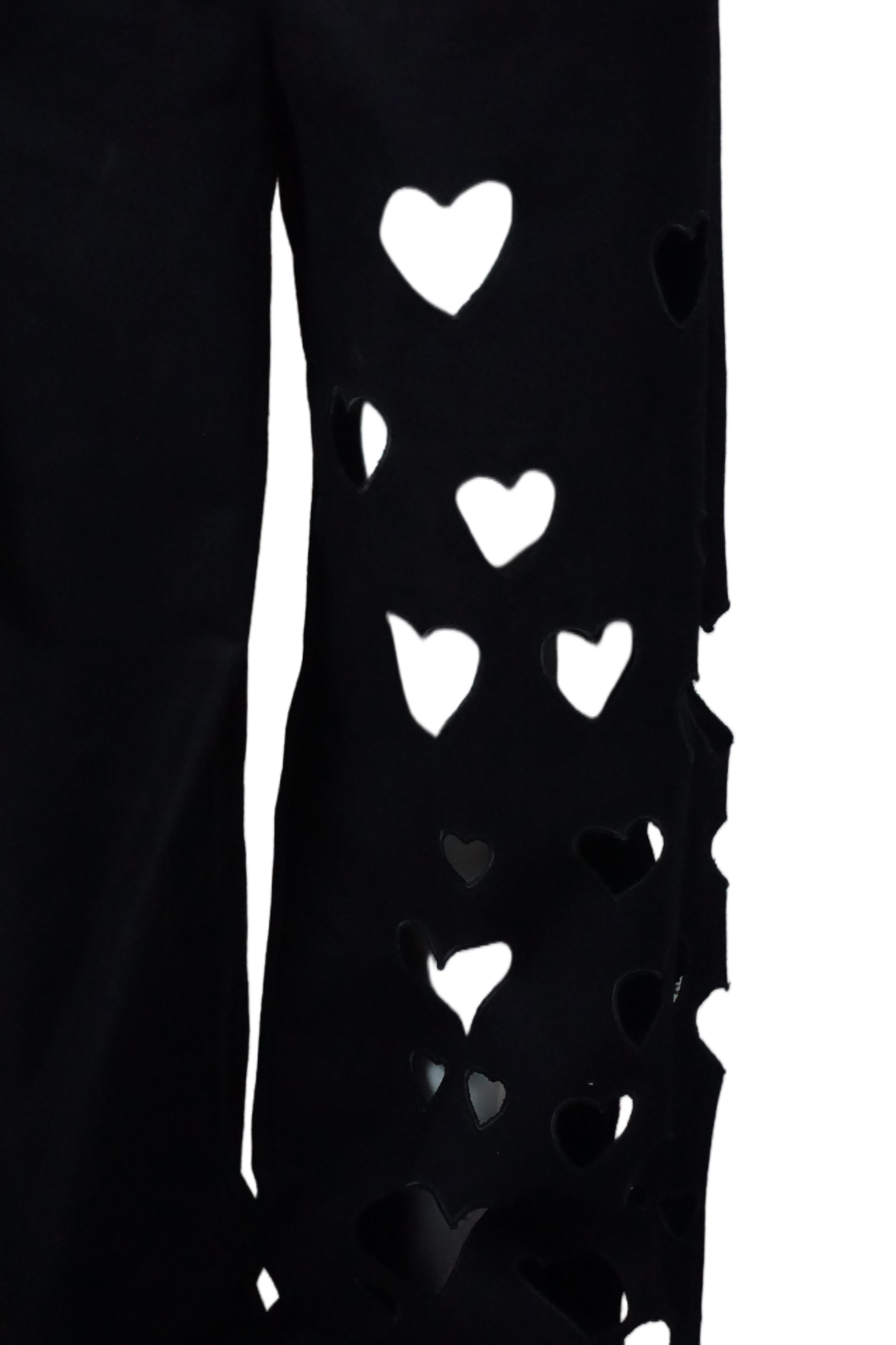 GUCCI By Tom Ford S/s 2002 Black Heart Cutout Denim Oversized Jeans For Sale 3