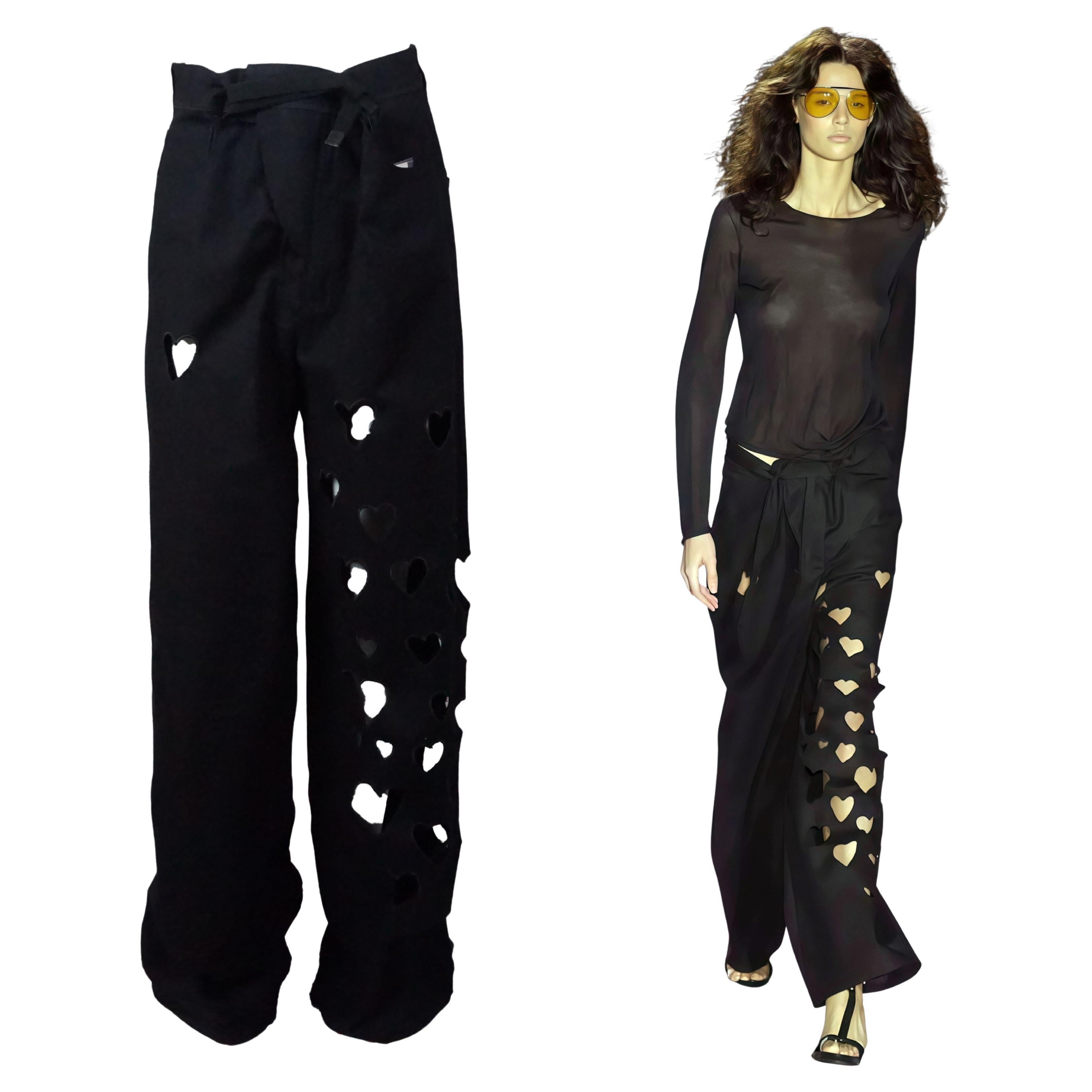 GUCCI By Tom Ford S/s 2002 Black Heart Cutout Denim Oversized Jeans For Sale