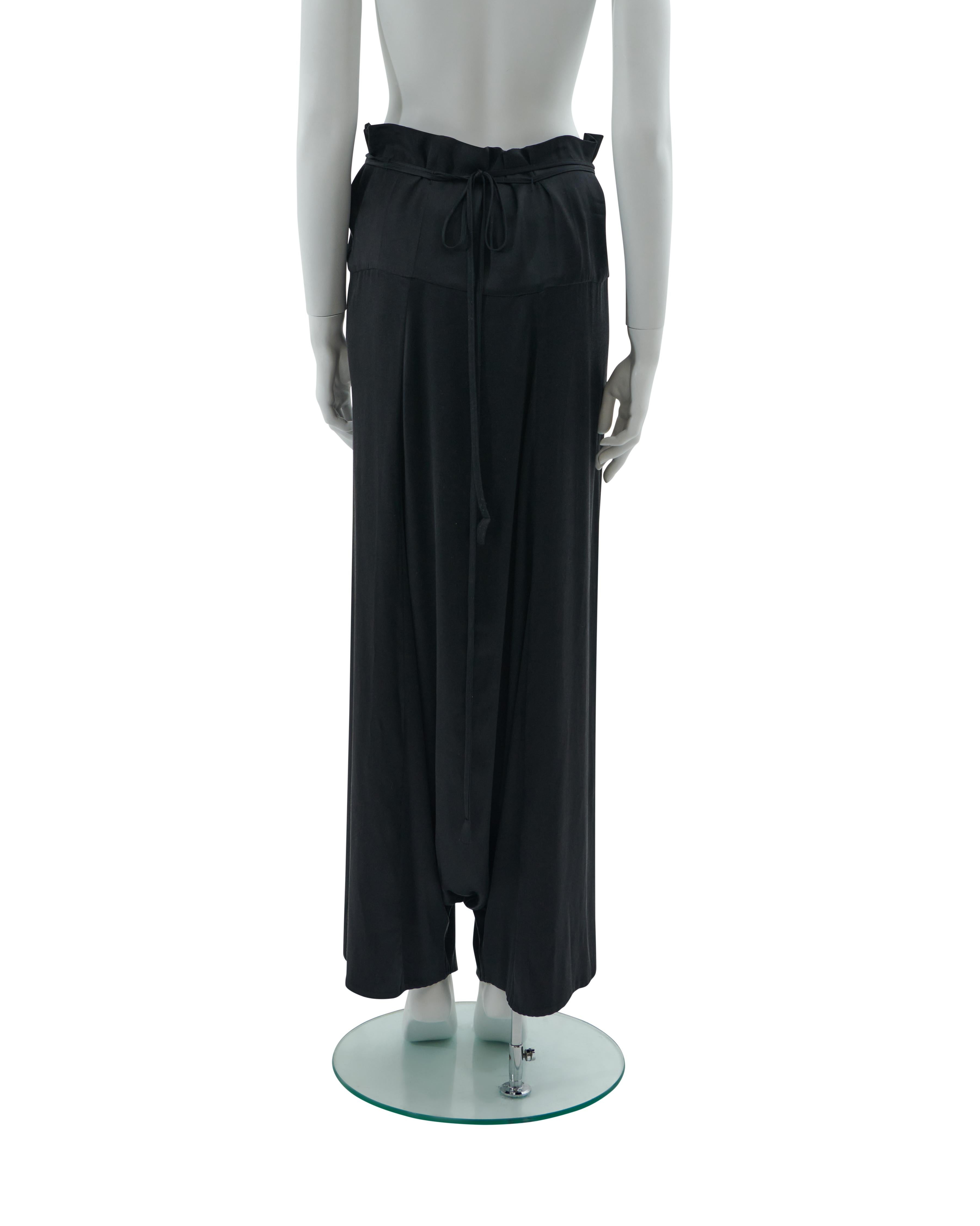 Gucci By Tom Ford S/S 2002 Black silk harem pants In Excellent Condition For Sale In Milano, IT