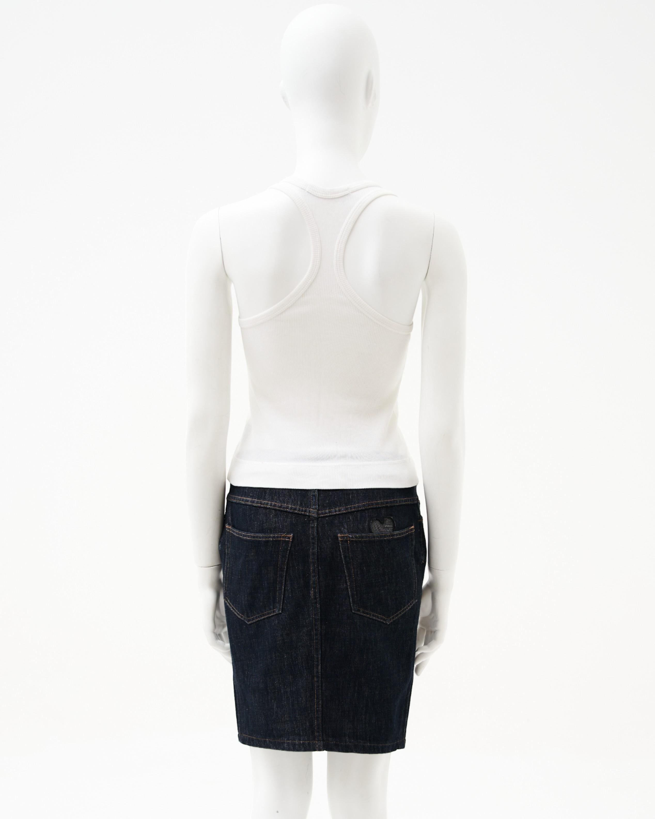 Gucci by Tom Ford S/S 2002 - Top blanc boutonné et jupe en jean Excellent état - En vente à Milano, IT
