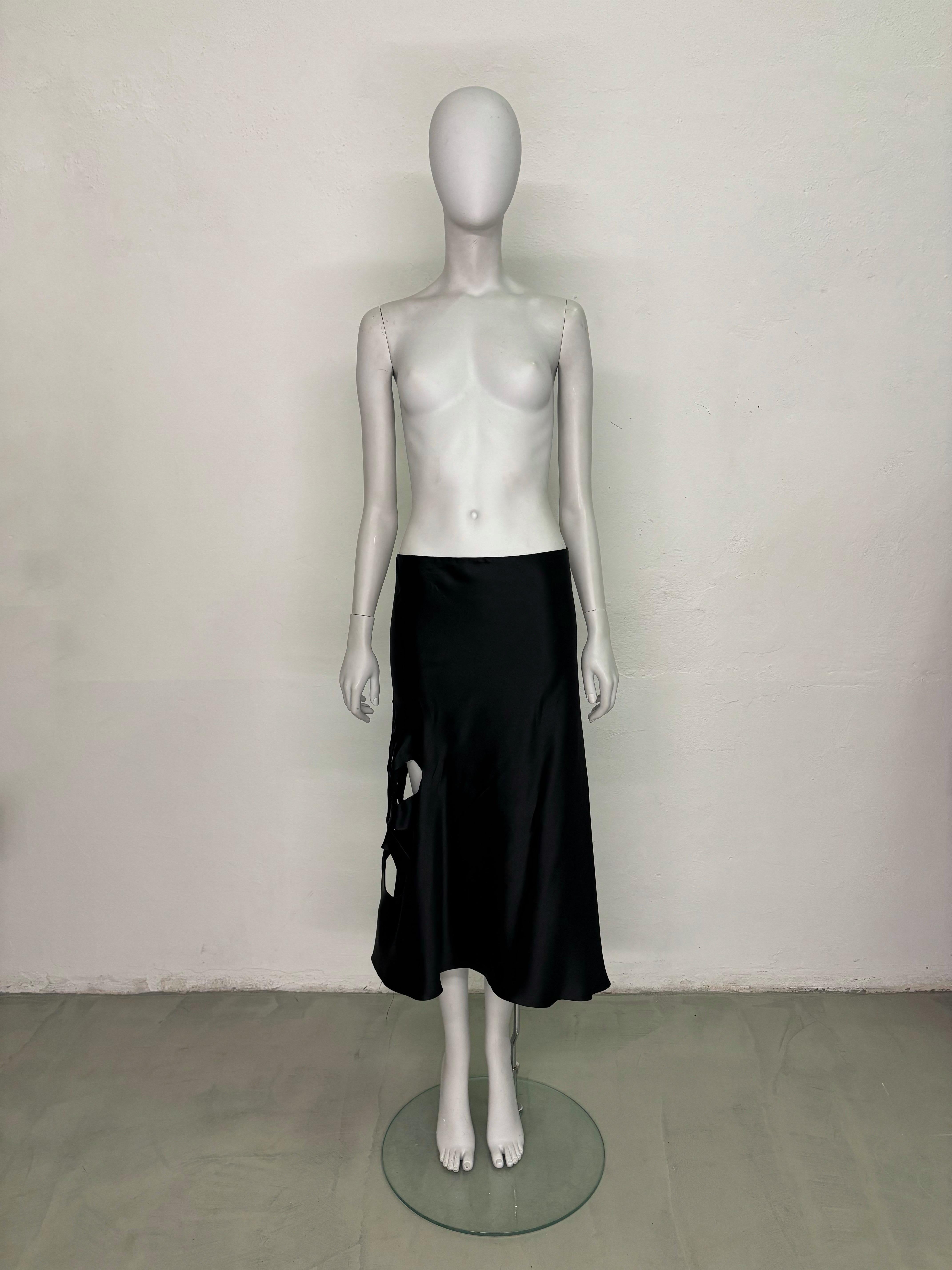 Black Gucci by Tom Ford S/S 2002 cut-out floral bias skirt For Sale