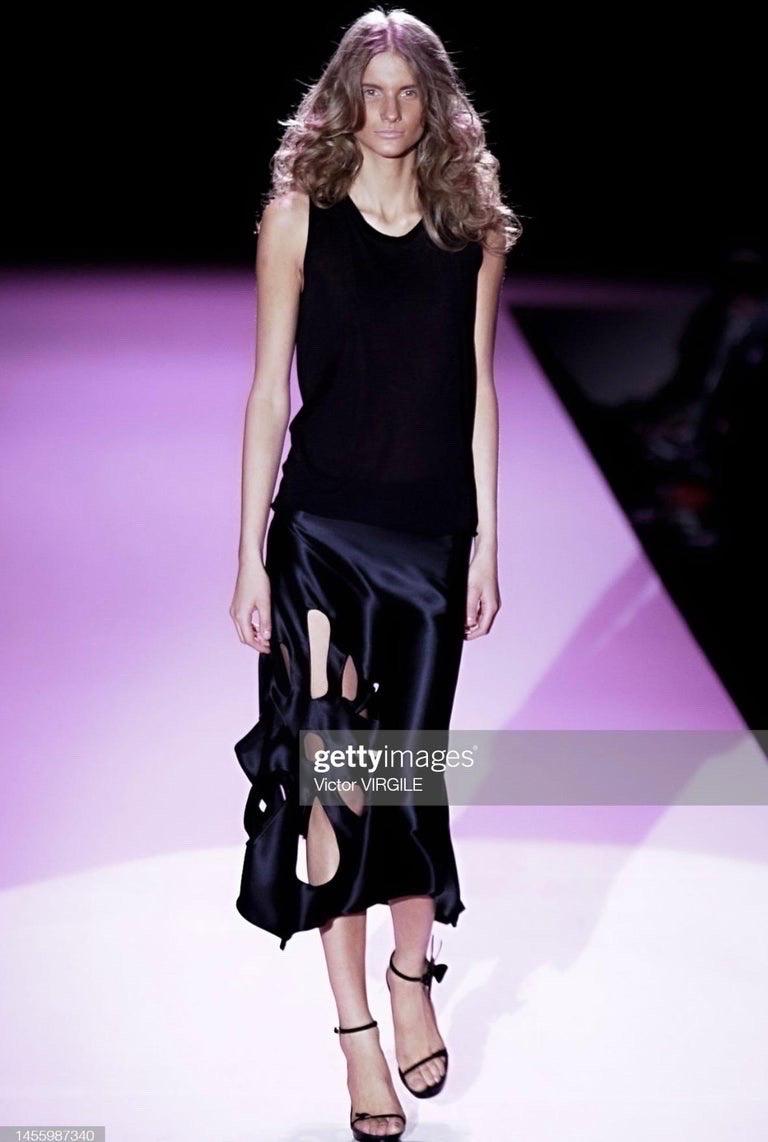 Gucci by Tom Ford S/S 2002 cut-out floral bias skirt For Sale 2