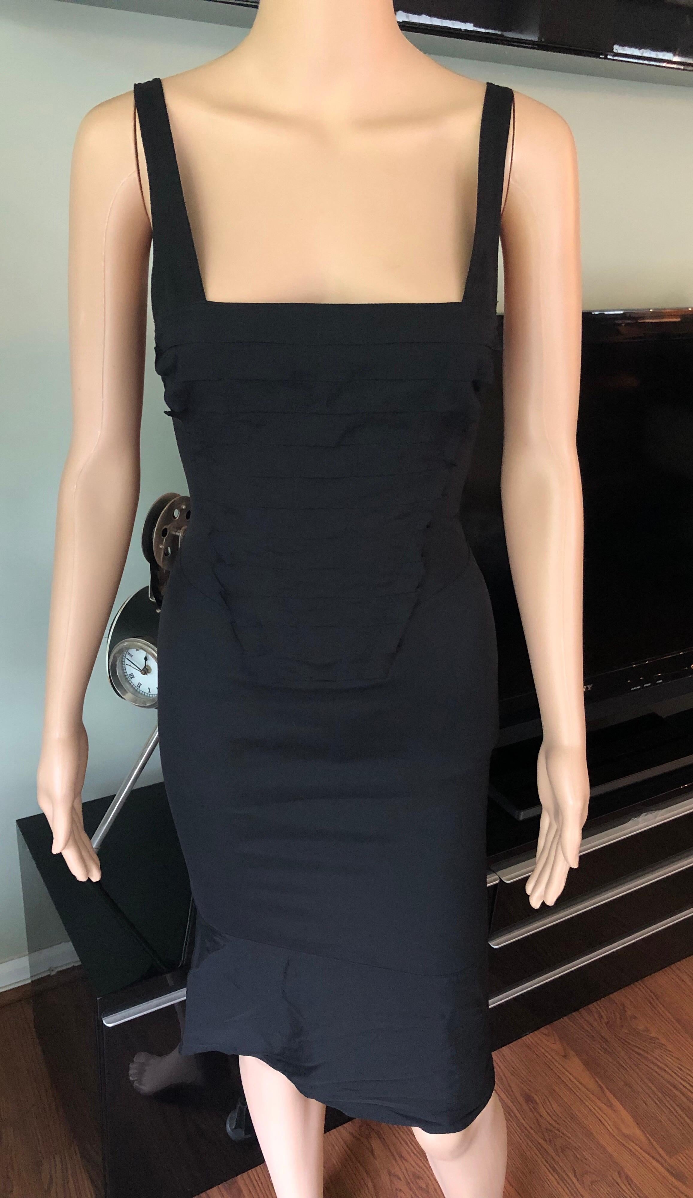 Gucci by Tom Ford S/S 2004 Cutout Black Dress In Excellent Condition For Sale In Naples, FL