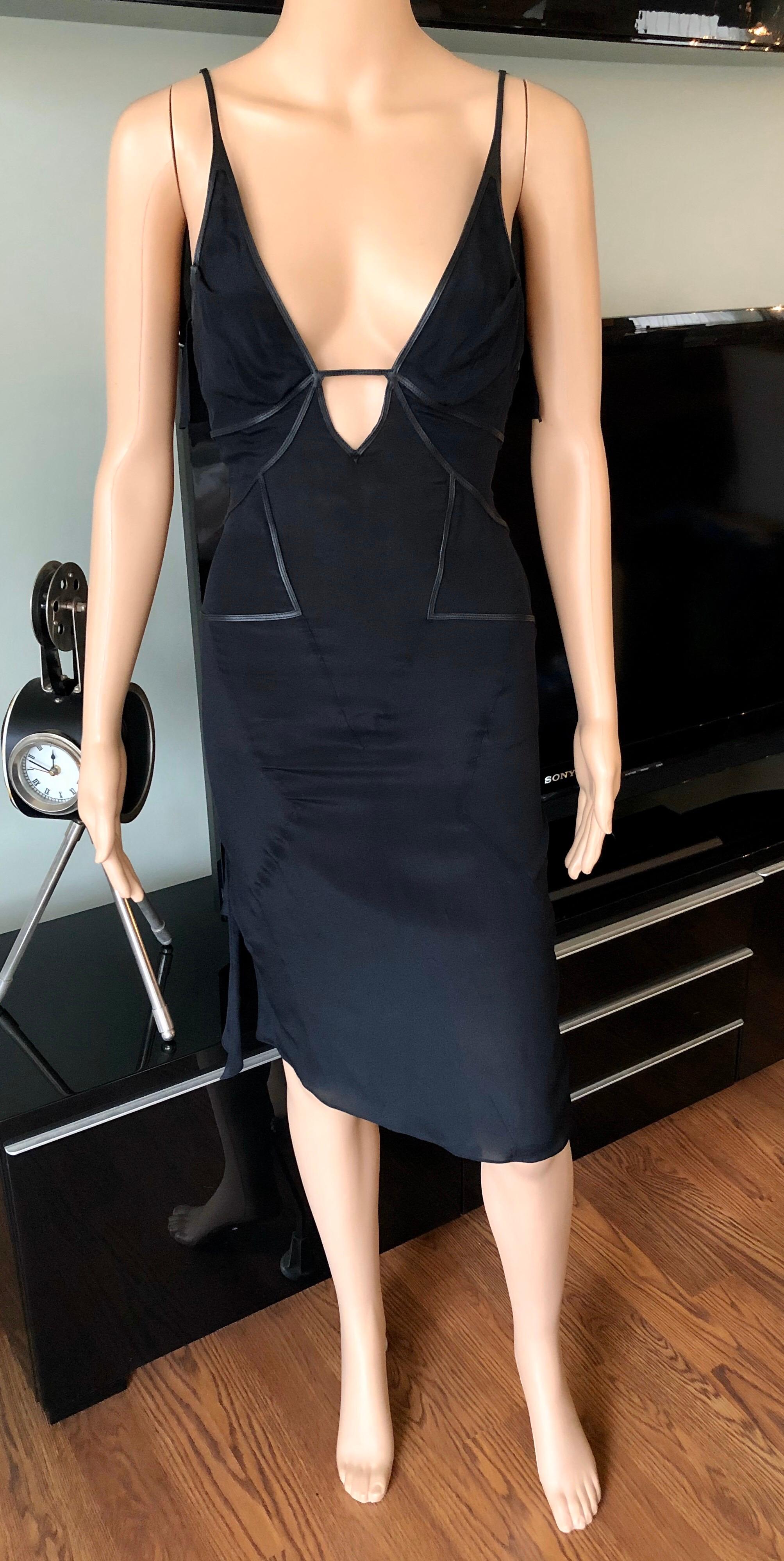 Gucci by Tom Ford S/S 2004 Cutout Plunged Neckline Black Dress For Sale 1