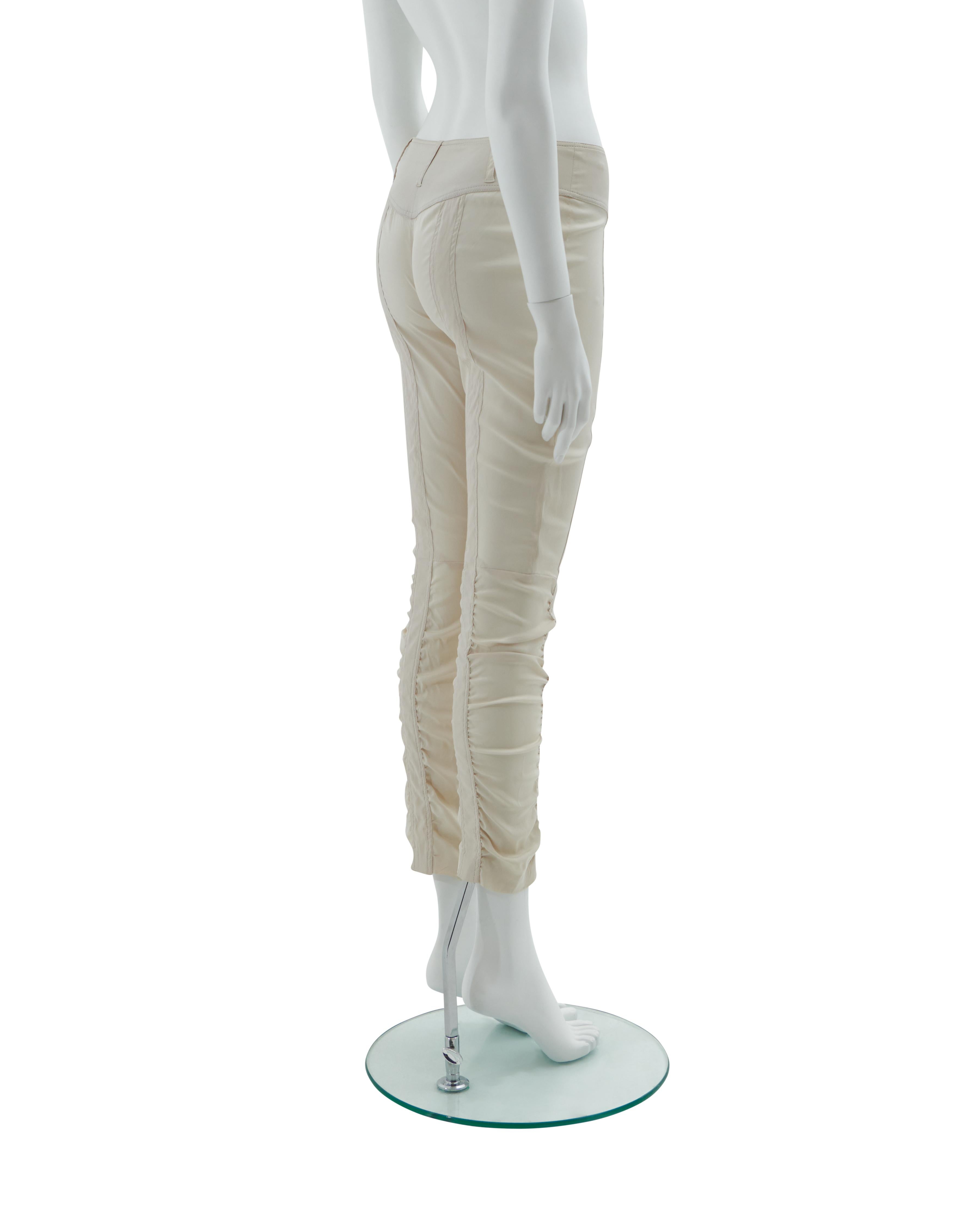 Gucci by Tom Ford S/S 2004  White ruched silk pants Operazione riuscita In Excellent Condition For Sale In Milano, IT