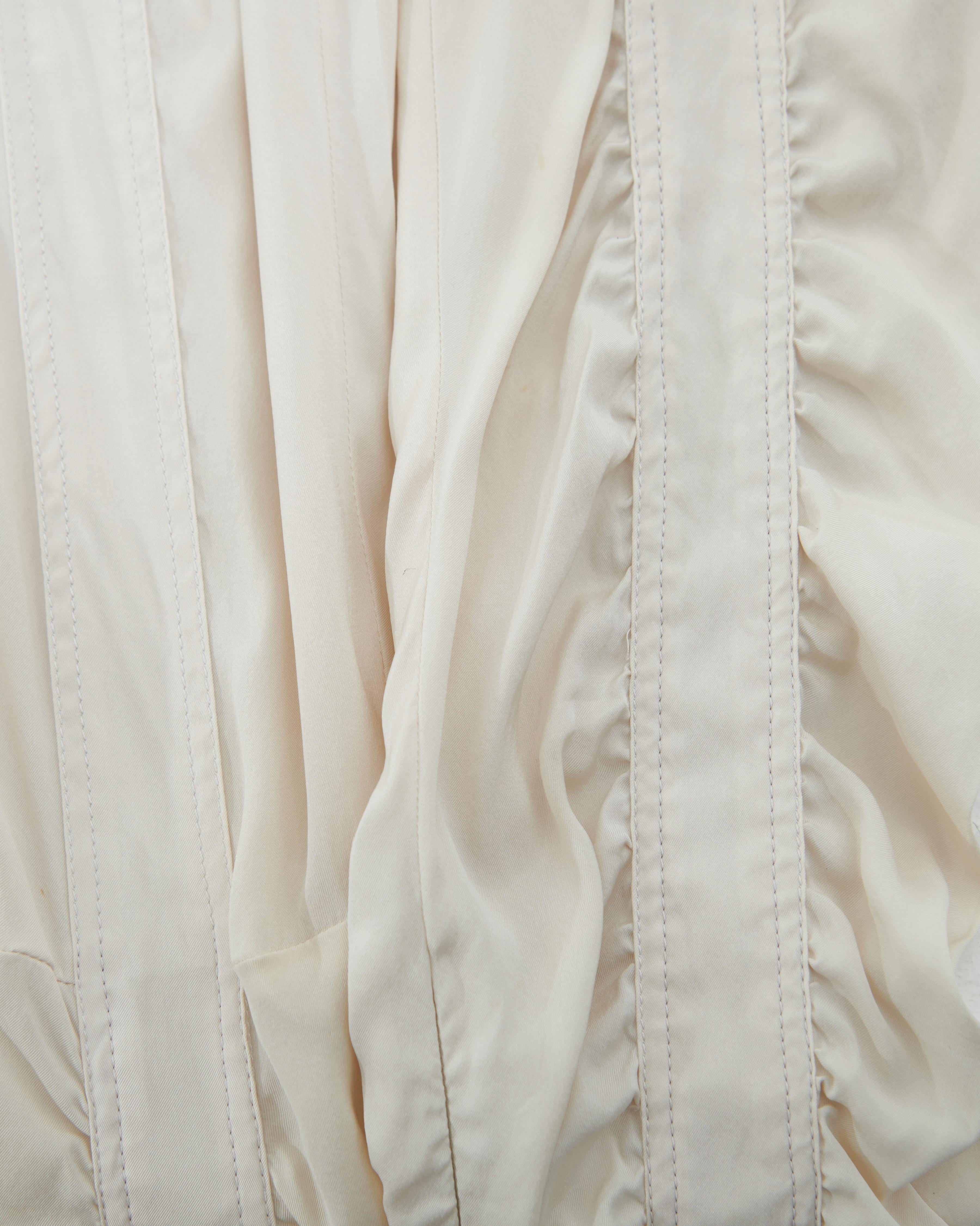 Gucci by Tom Ford S/S 2004  White ruched silk pants Operazione riuscita For Sale 1