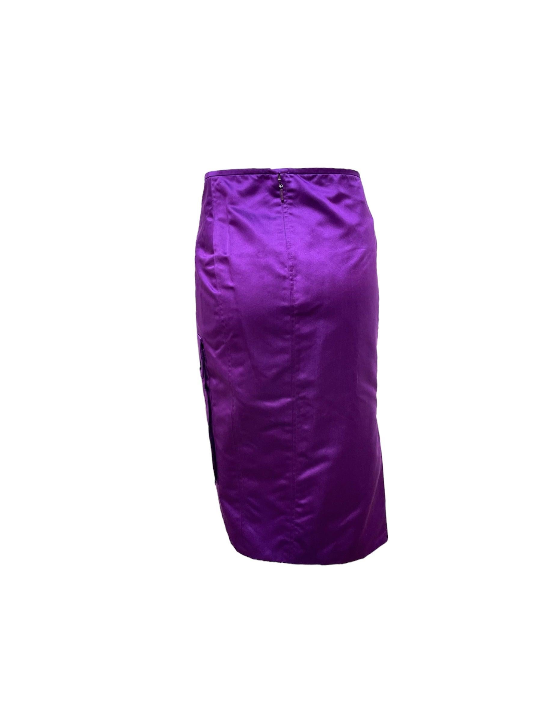 Gucci by Tom Ford S/S Runway Lila Satin Cargo-Rock, Neu/Alt, 2001 (Violett) im Angebot