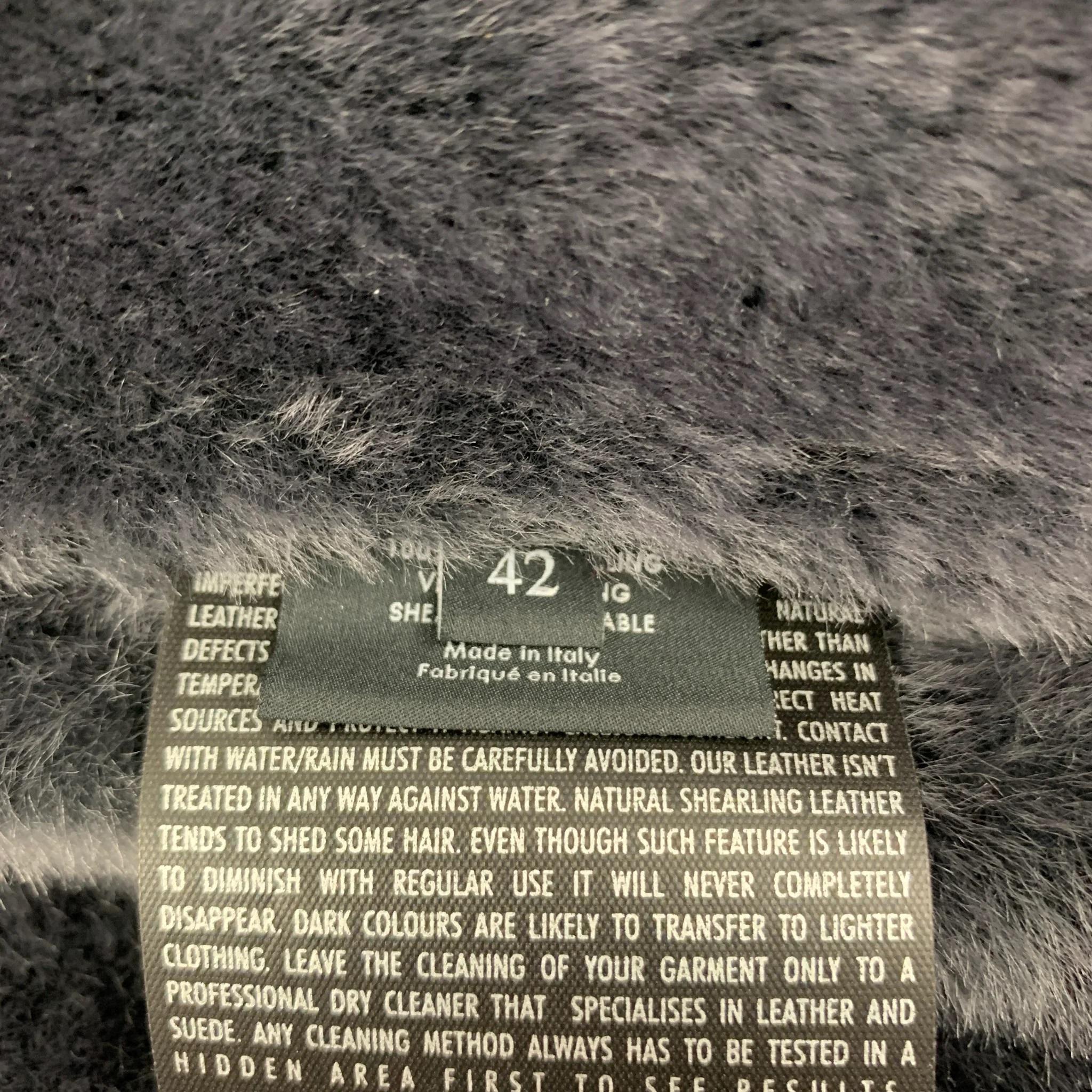 GUCCI by Tom Ford Size 6 Grey Shearling Double Breasted Coat For Sale 3