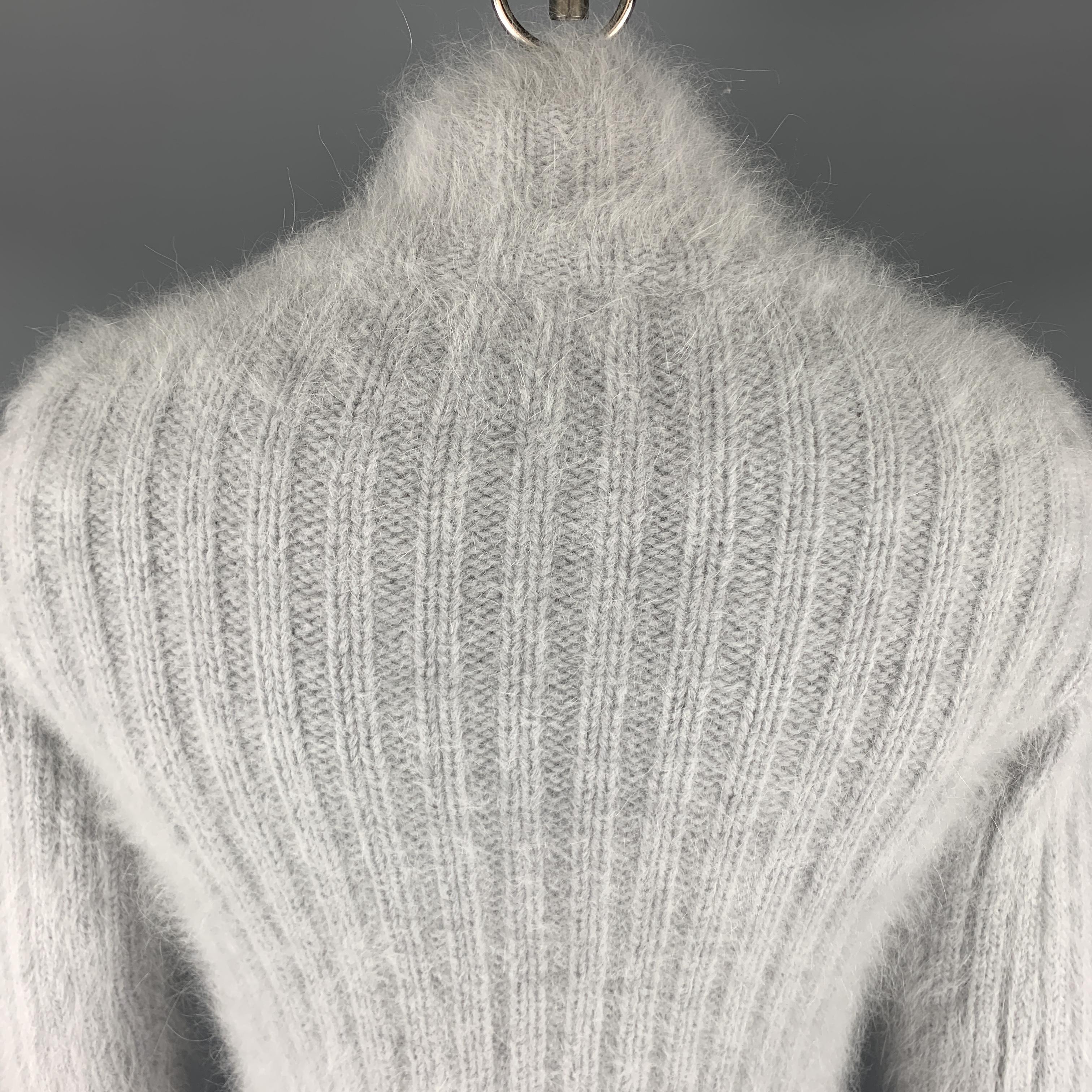 Men's GUCCI by TOM FORD Size L Powder Blue Knitted Angora Blend Open Collar Sweater