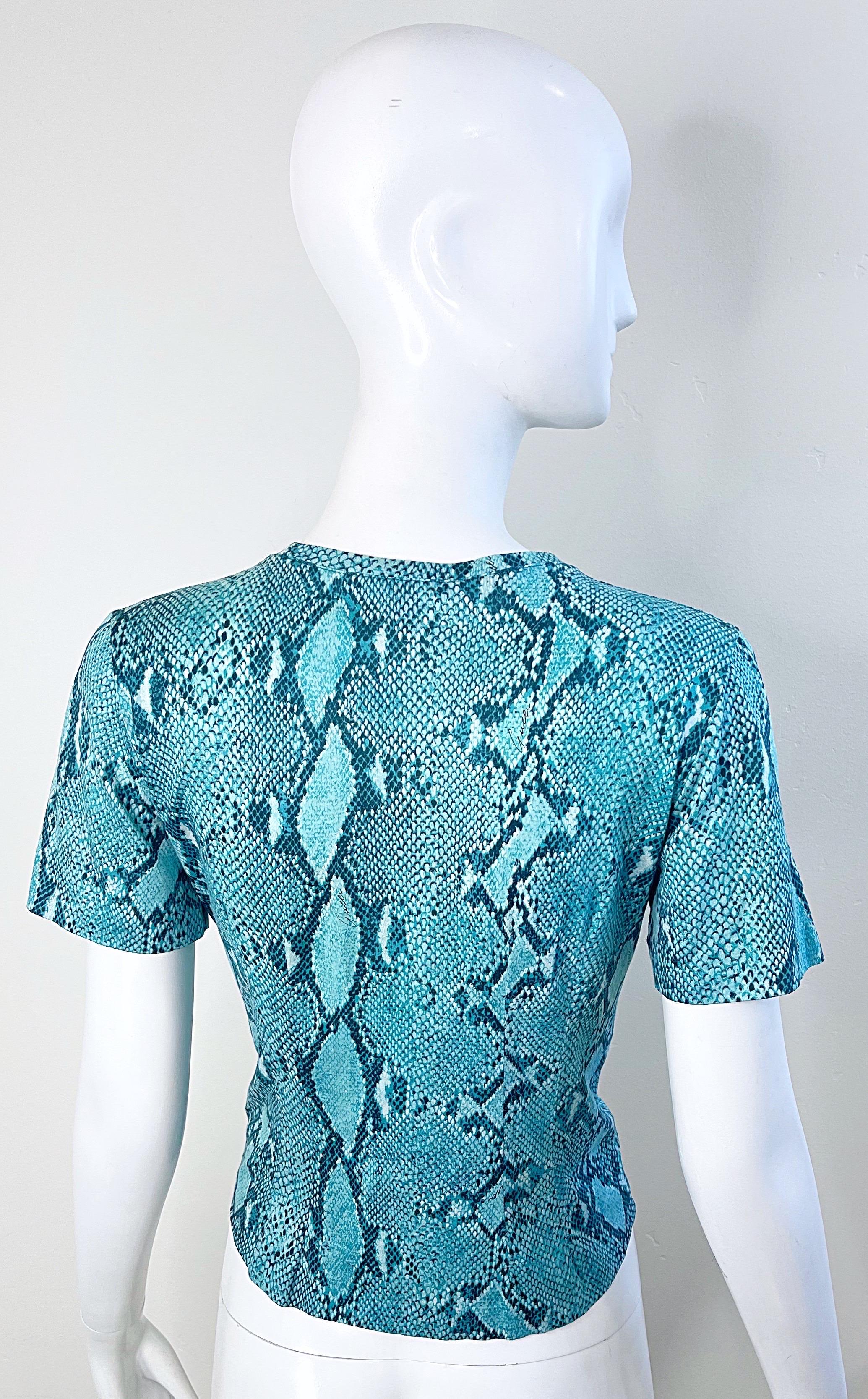 Gucci by Tom Ford Spring 2000 Turquoise Blue Snake Print Vintage Tee Shirt Y2K For Sale 8