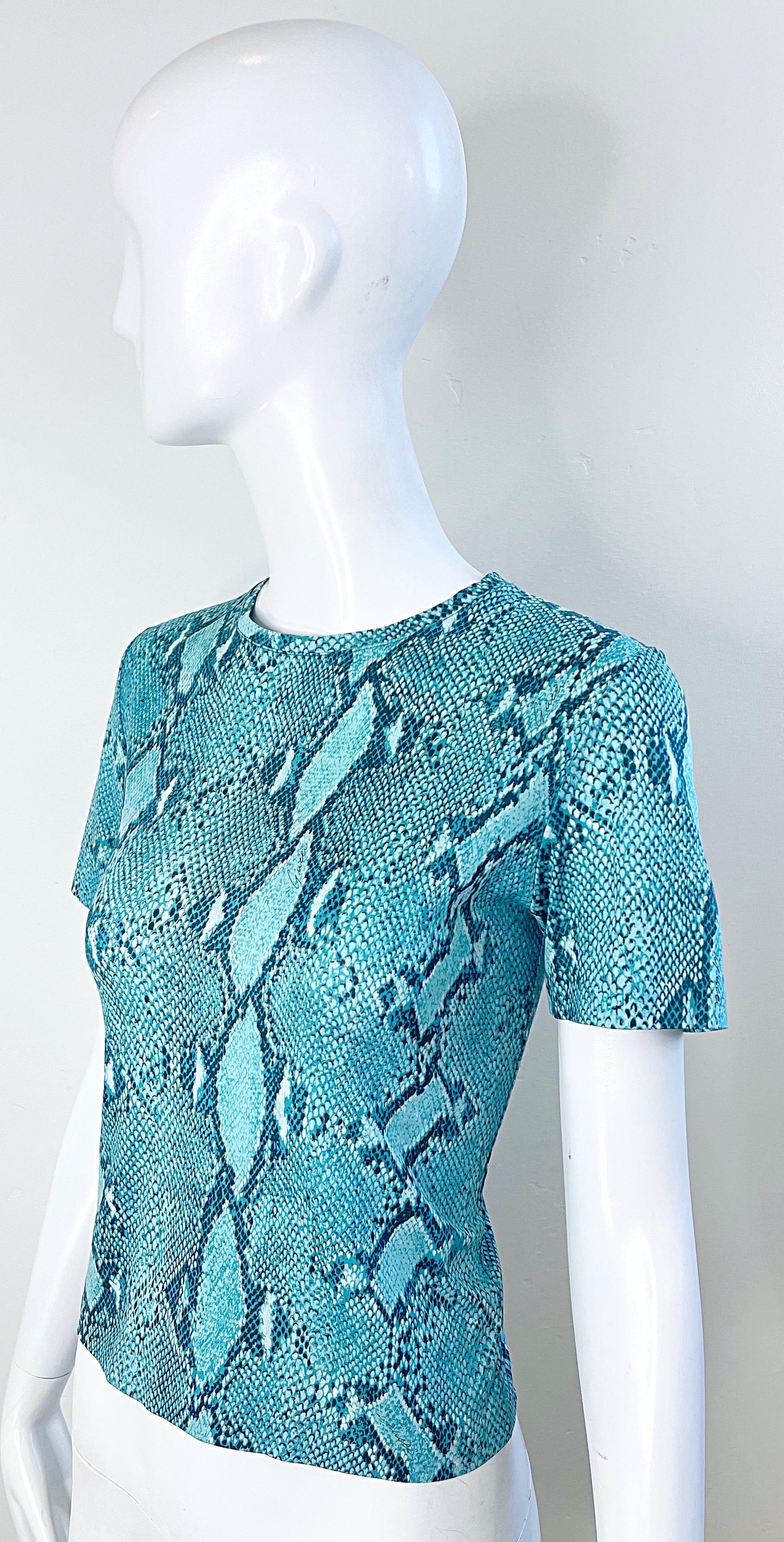 Gucci by Tom Ford Spring 2000 Turquoise Blue Snake Print Vintage Tee Shirt Y2K For Sale 9