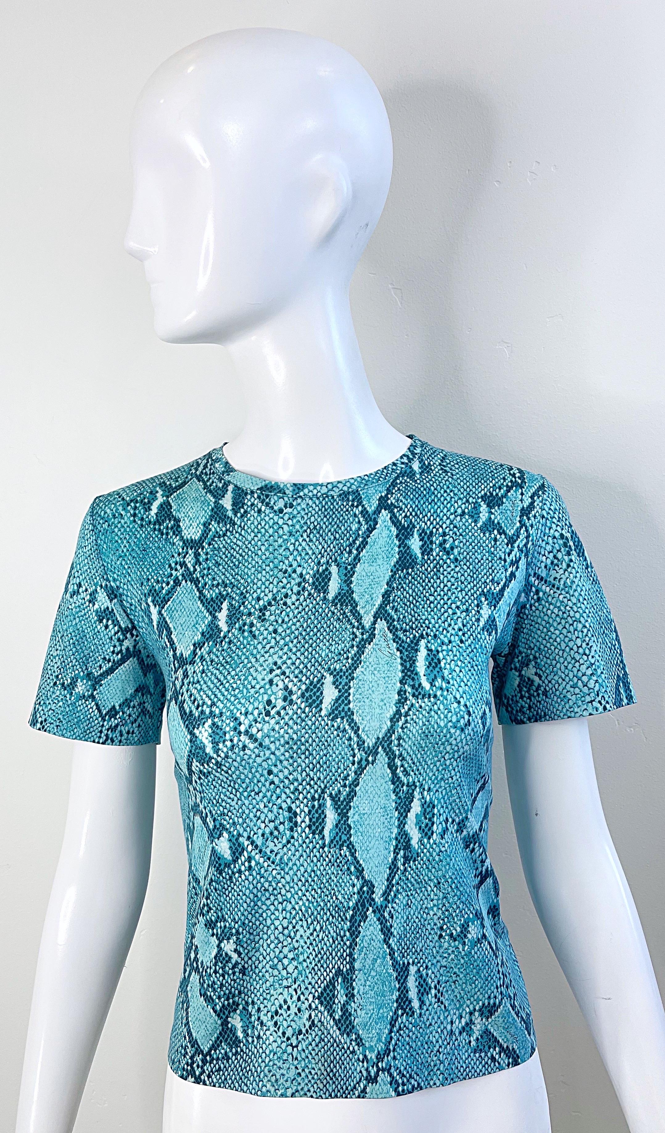 Gucci by Tom Ford Spring 2000 Turquoise Blue Snake Print Vintage Tee Shirt Y2K For Sale 11