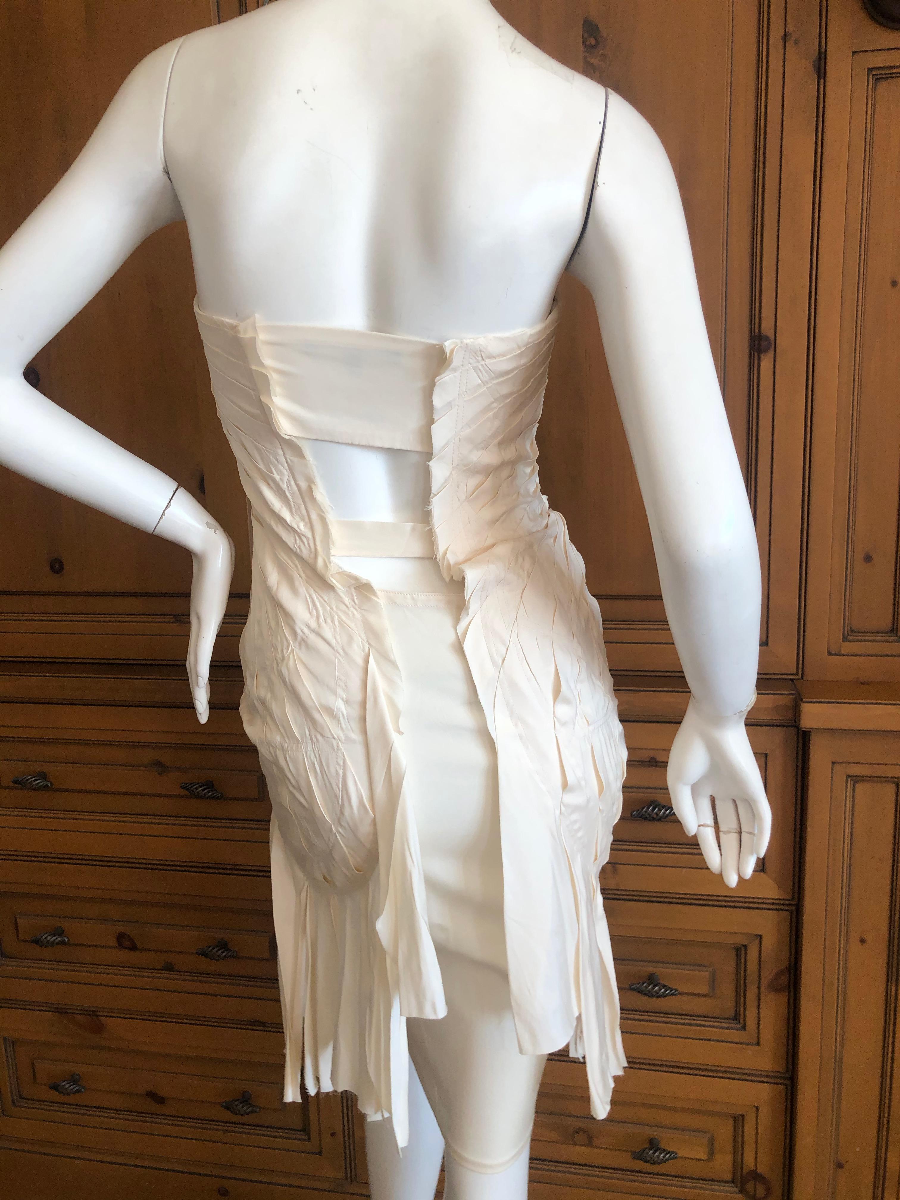 Gucci by Tom Ford Spring 2003 Sexy Strapless Ivory Ribbon Dress For Sale 5