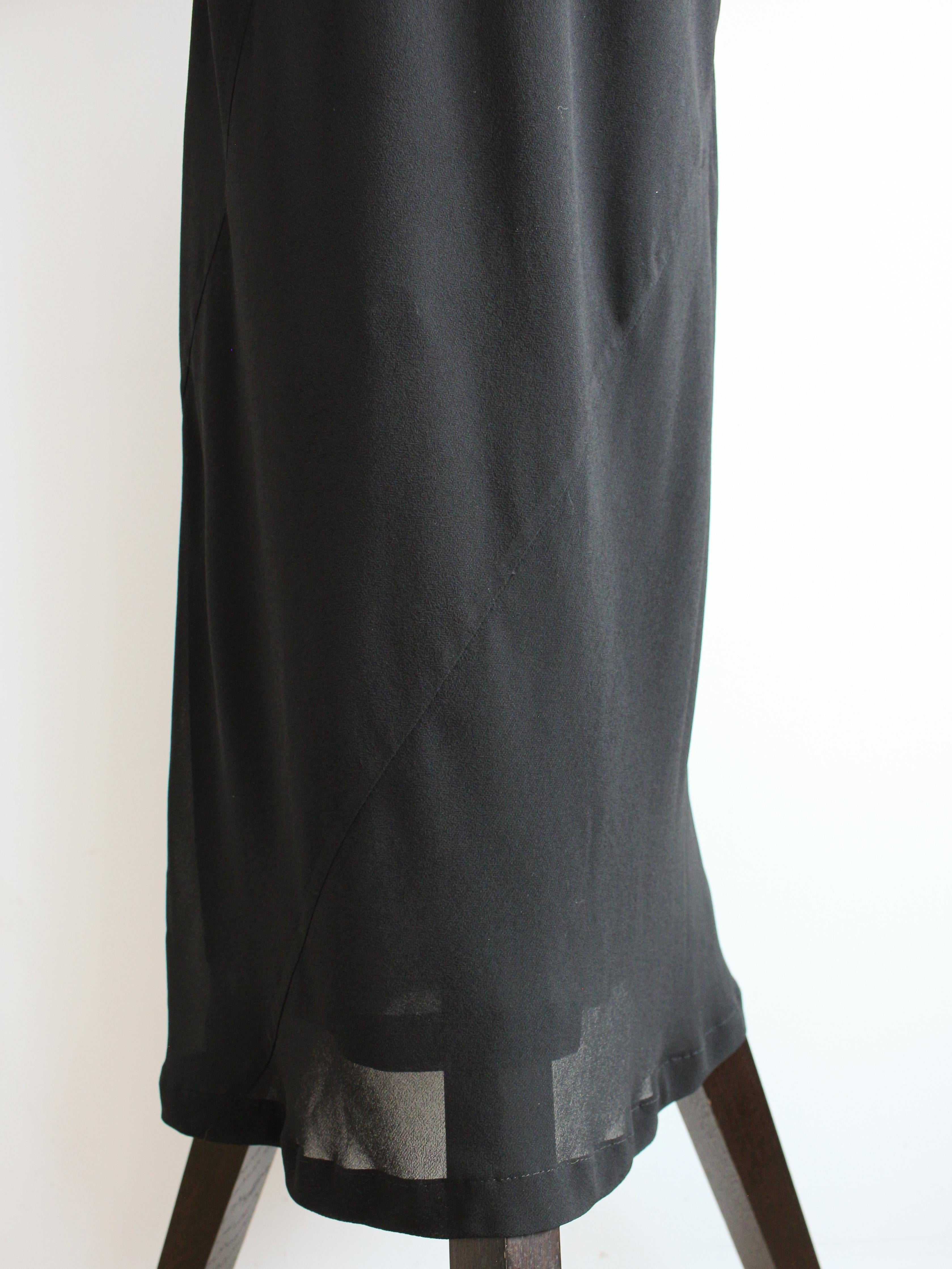 Gucci by Tom Ford Primavera/Verano 1997 Vestido de crepé de seda negro con corte al bies en seda en venta 11
