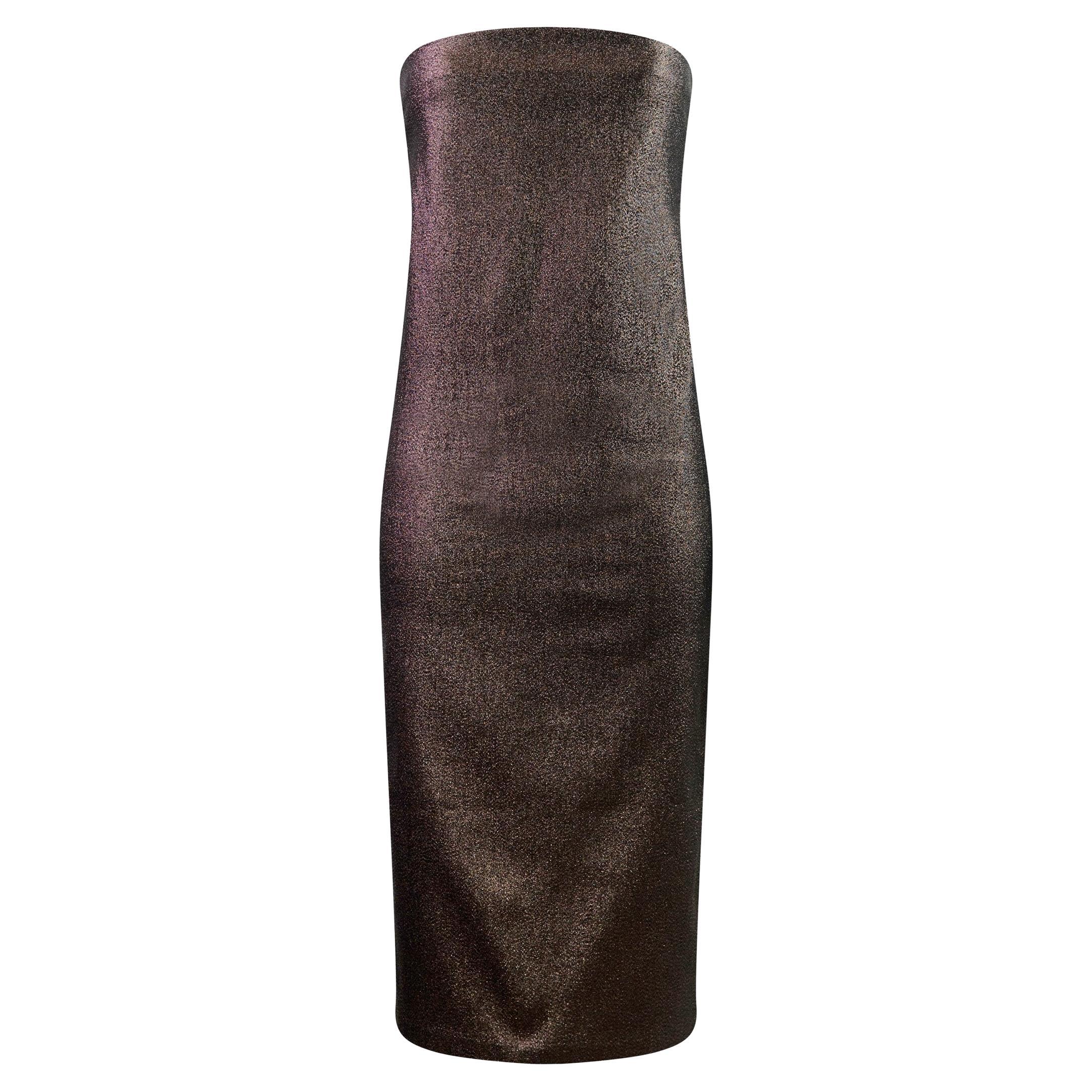 How can you tell a Gucci dress?