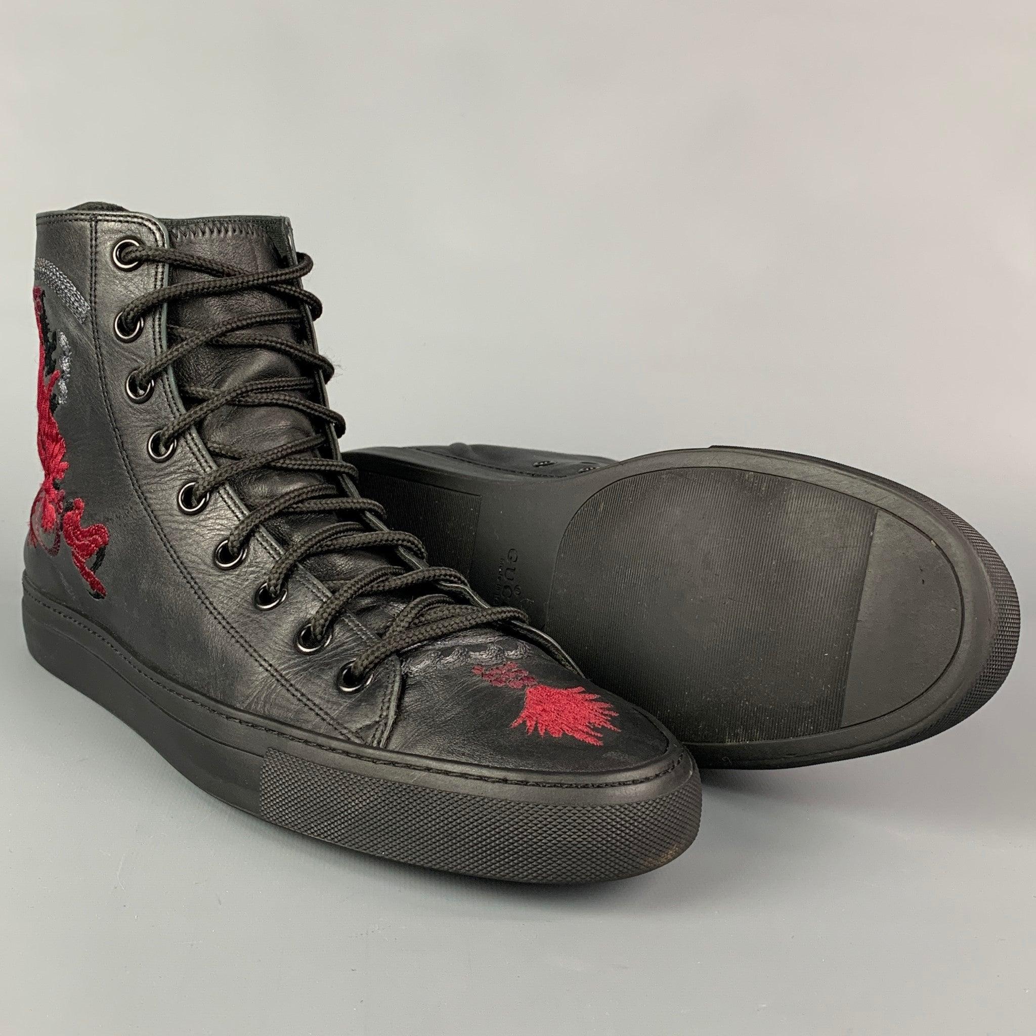 GUCCI by TOM FORD SS 2001 Size 12 Black Dragon Print Leather High Top Sneakers In Good Condition For Sale In San Francisco, CA