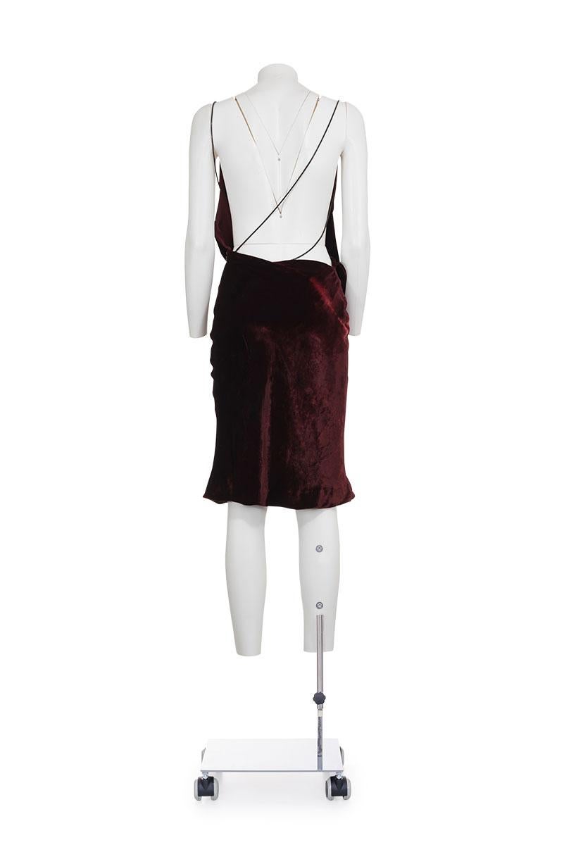 GUCCI BY TOM FORD SS 97 Rare Velvet Open Back Slip Dress In Excellent Condition For Sale In Milano, MILANO
