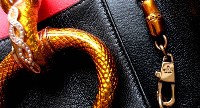 UNWORN Gucci Exotic Tom Ford Striped Black Lizard Jeweled Snake Horsebit Clutch For Sale 4