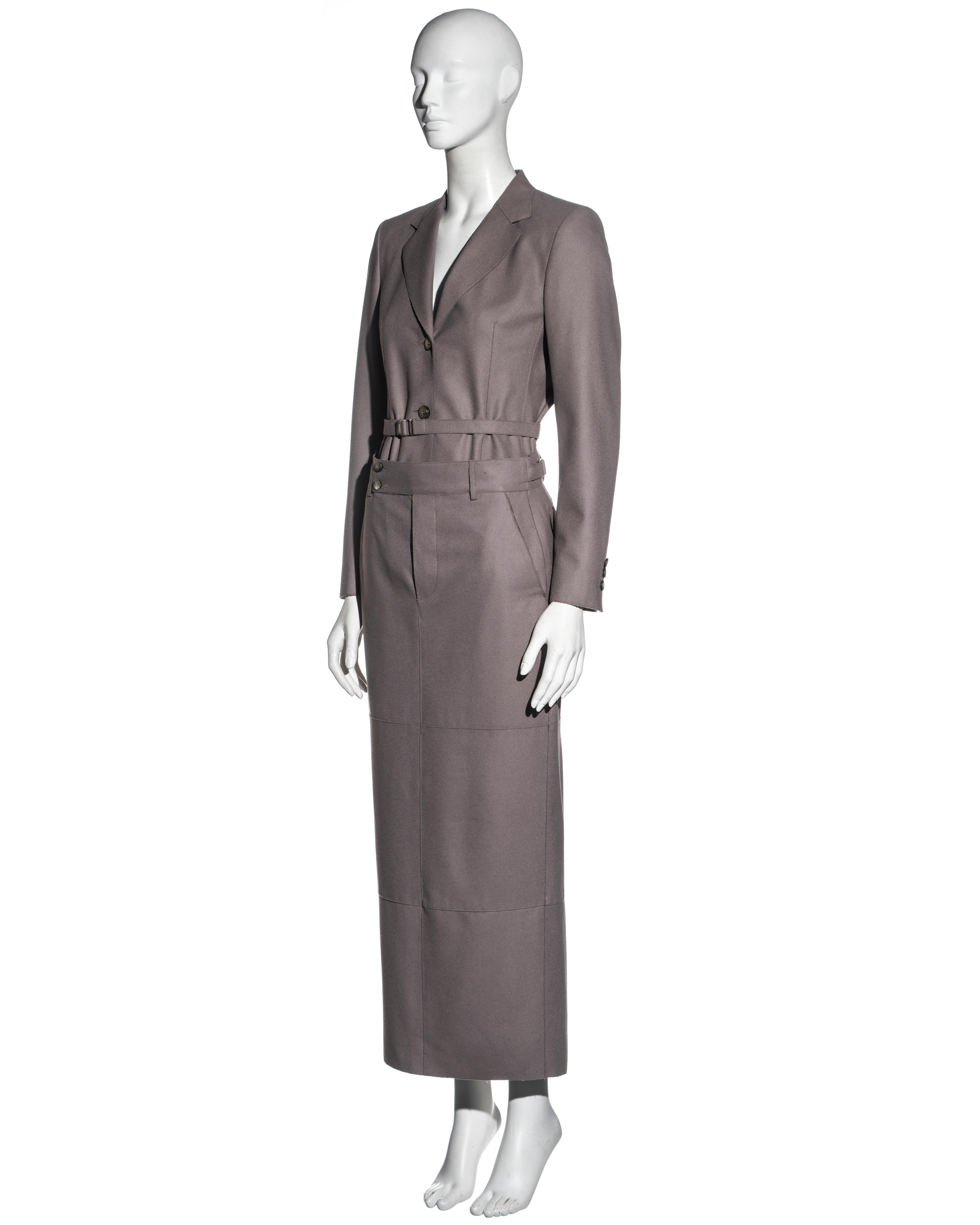 Traje con falda de fieltro de lana topo Gucci by Tom Ford, fw 1998 5