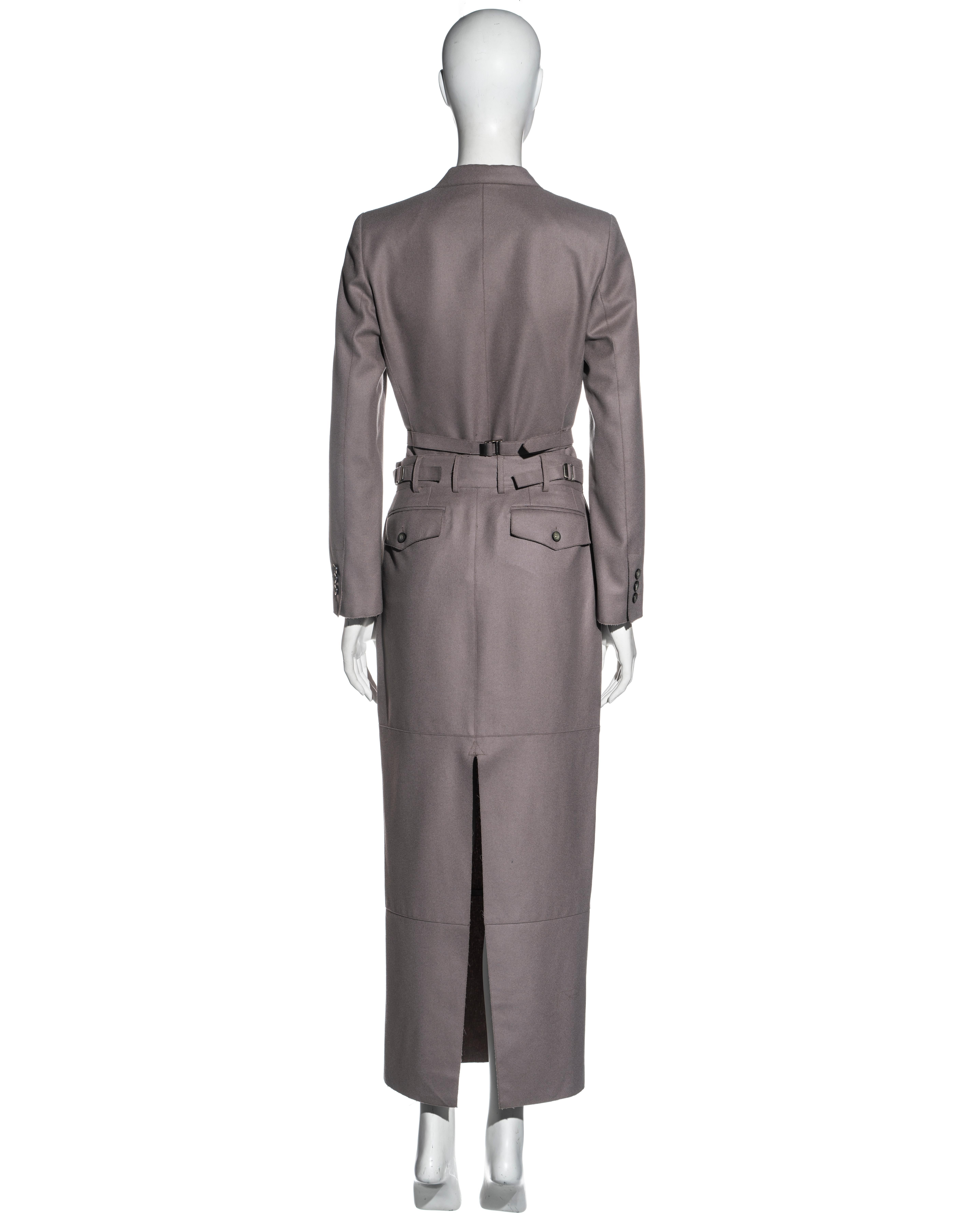 Traje con falda de fieltro de lana topo Gucci by Tom Ford, fw 1998 6