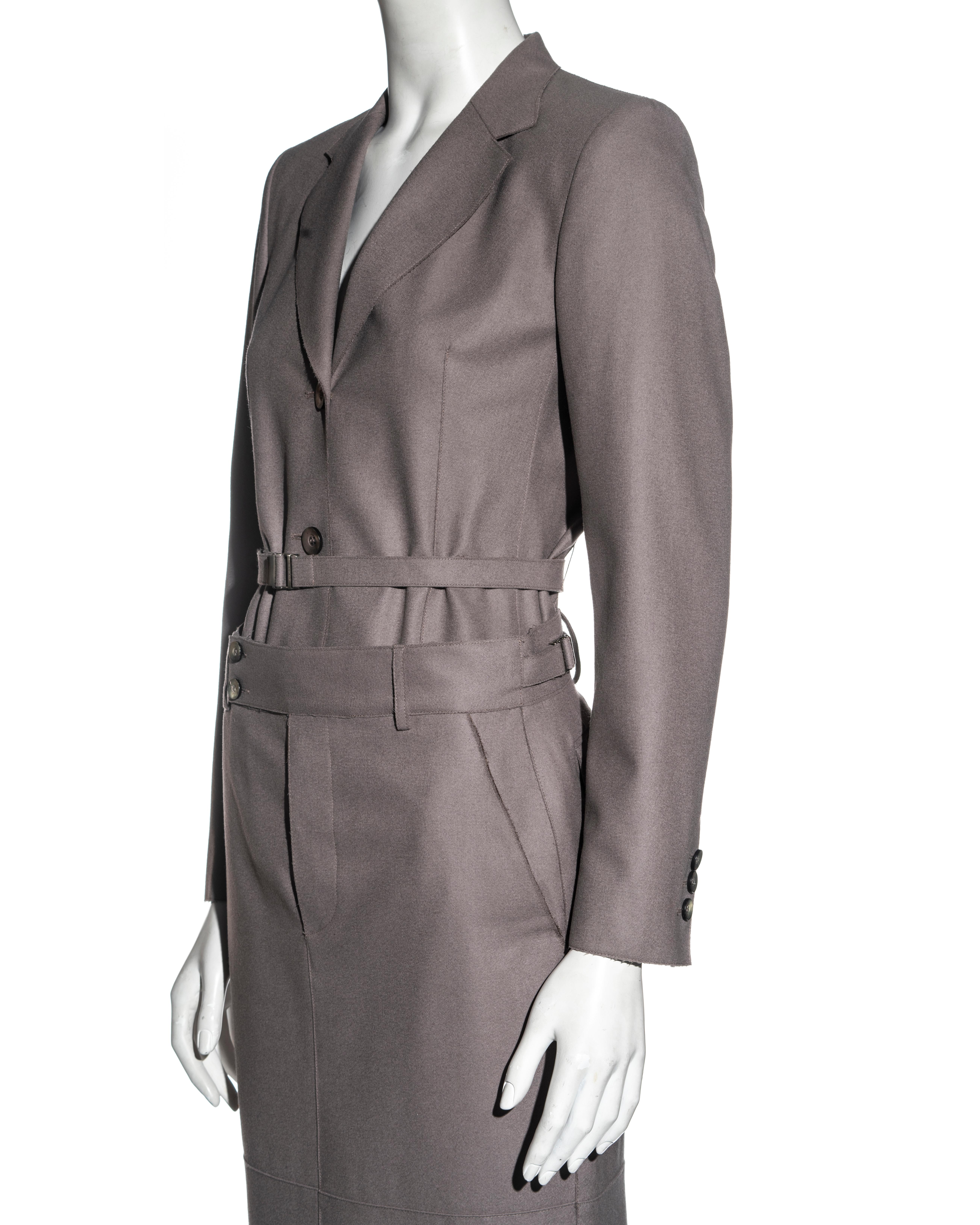 Traje con falda de fieltro de lana topo Gucci by Tom Ford, fw 1998 4