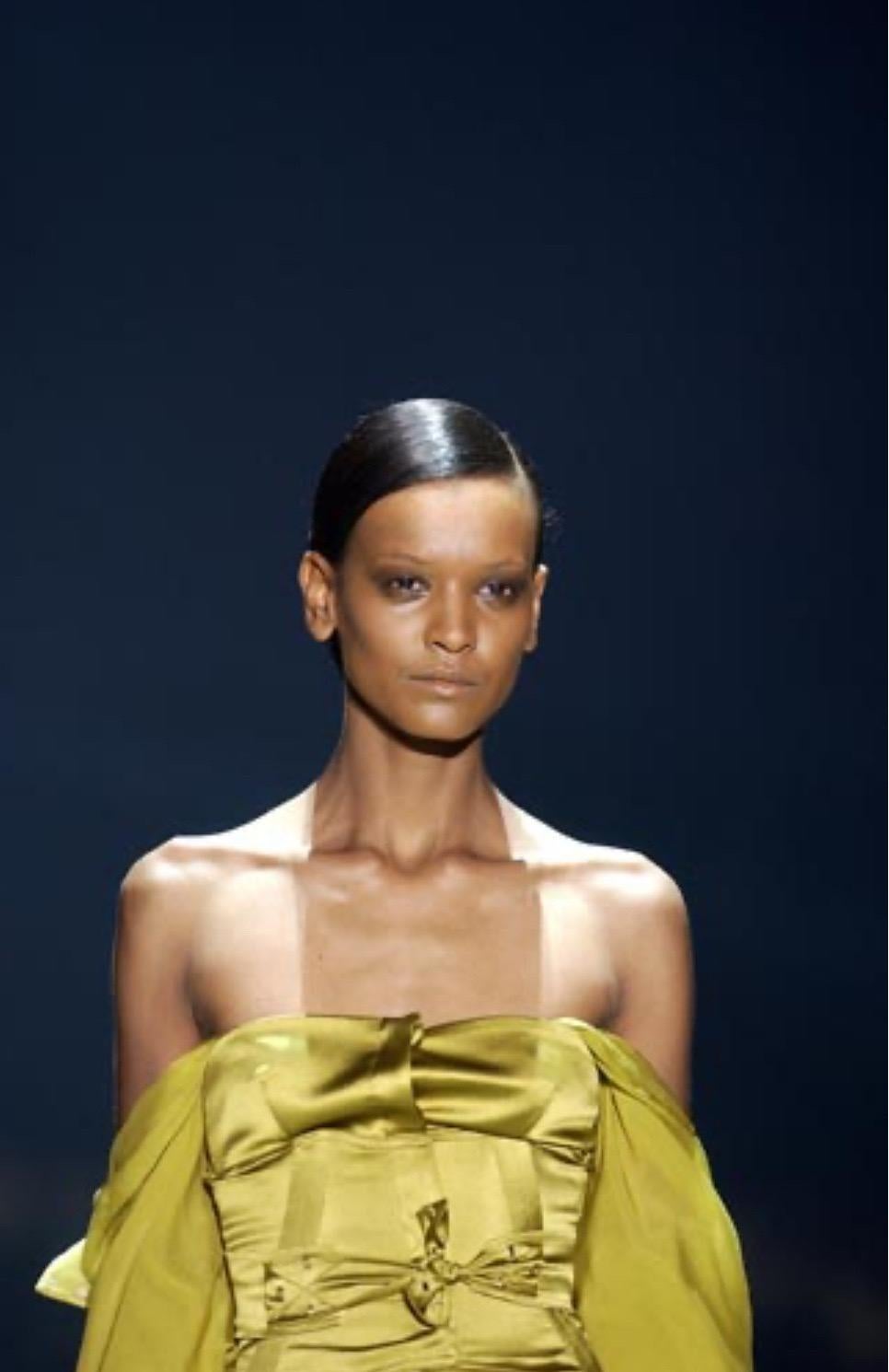 Women's GUCCI by TOM FORD Vintage Runway F/W 2003 Yellow Gold Silk Corset Belt For Sale
