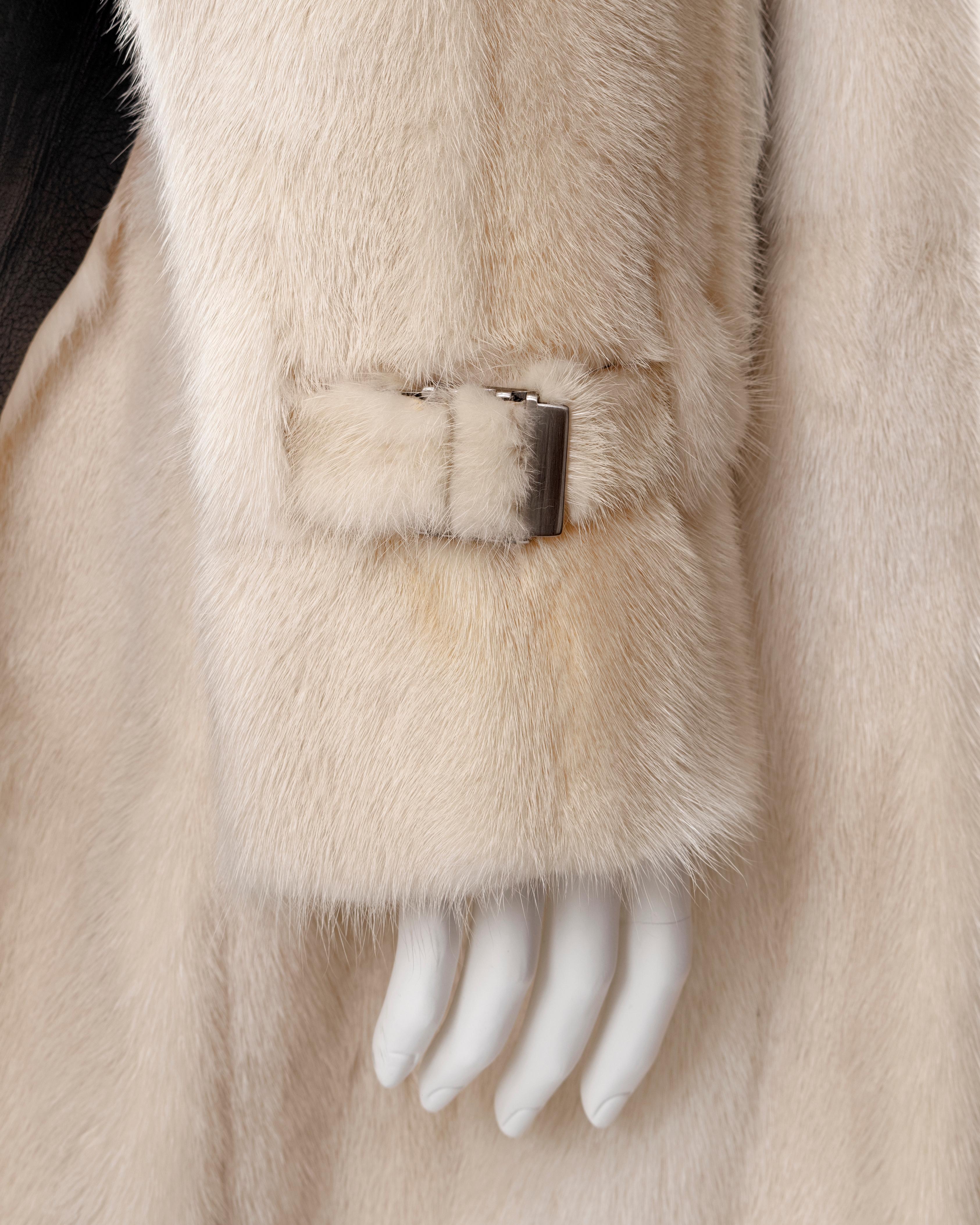 Gucci by Tom Ford white mink fur trench coat, fw 1998 For Sale 4