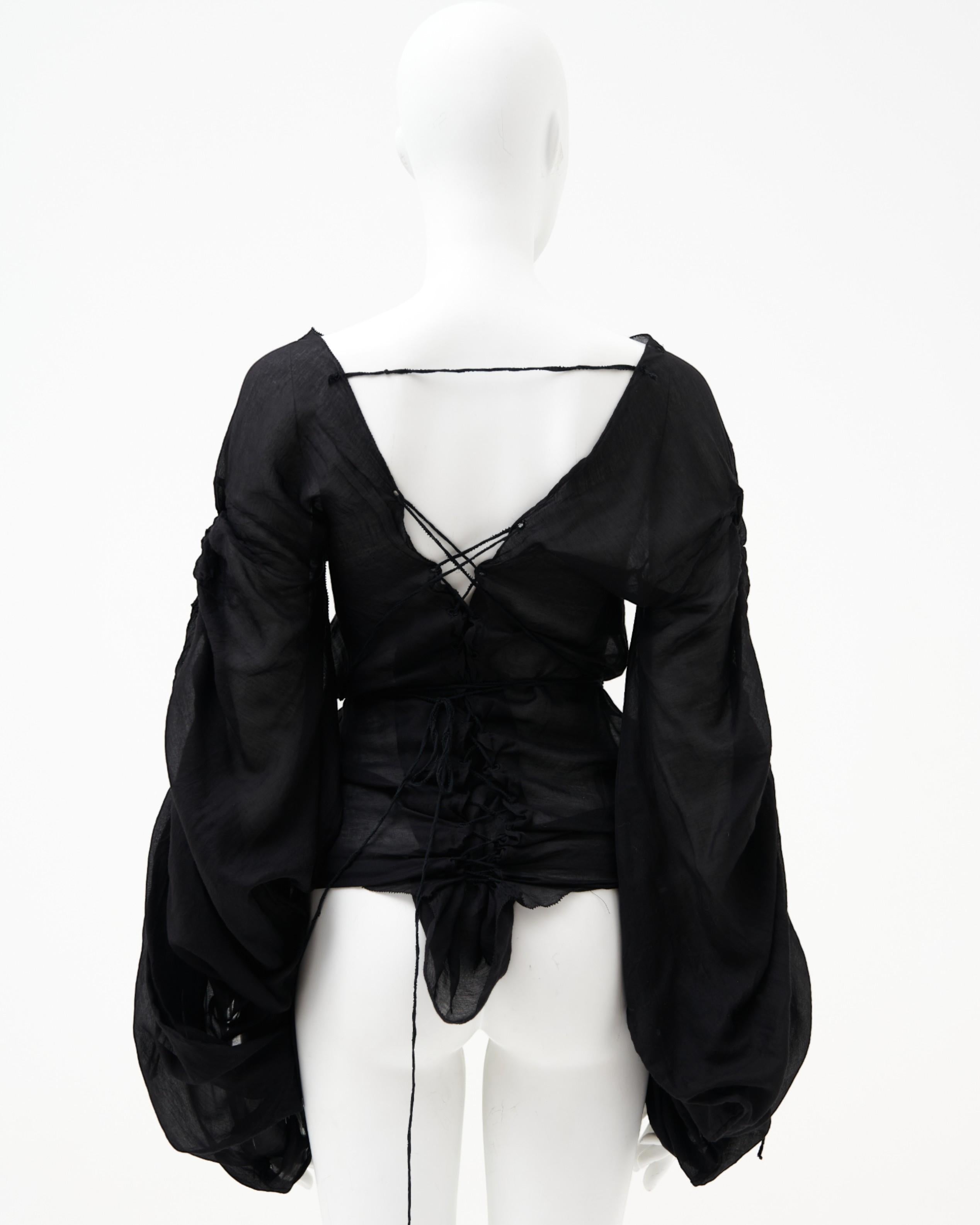 De las mujeres Gucci de Tom Ford	F/W 2002 Bondage Semitransparente Top Negro en venta