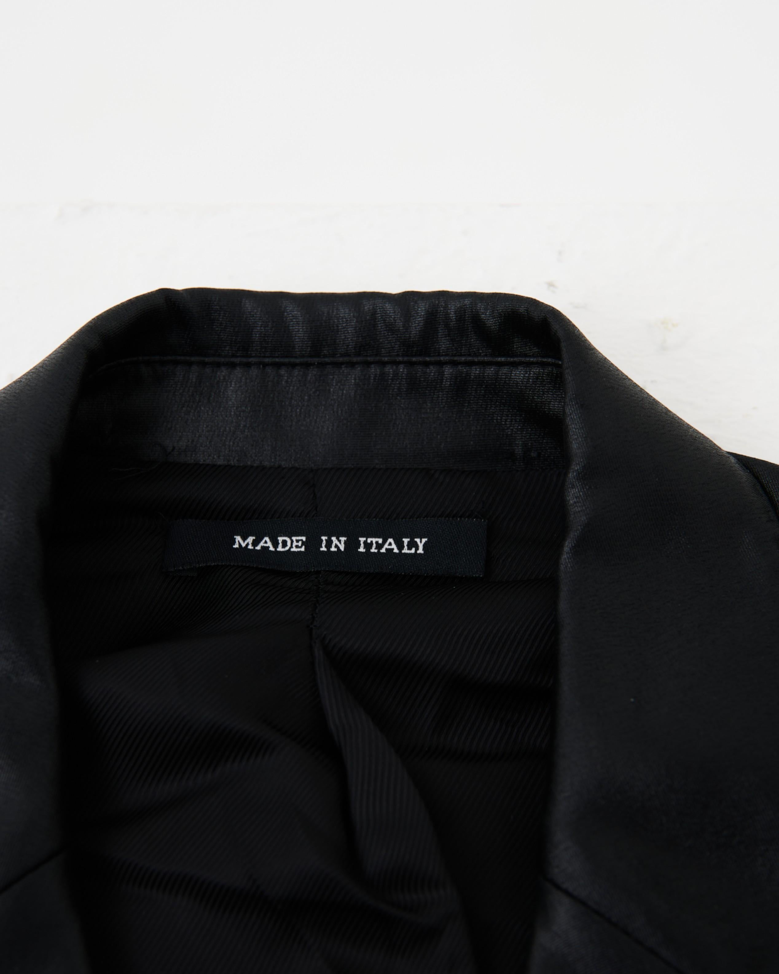 Gucci par Tom Ford	S/S 2001 Tailleur de soie noire en vente 6