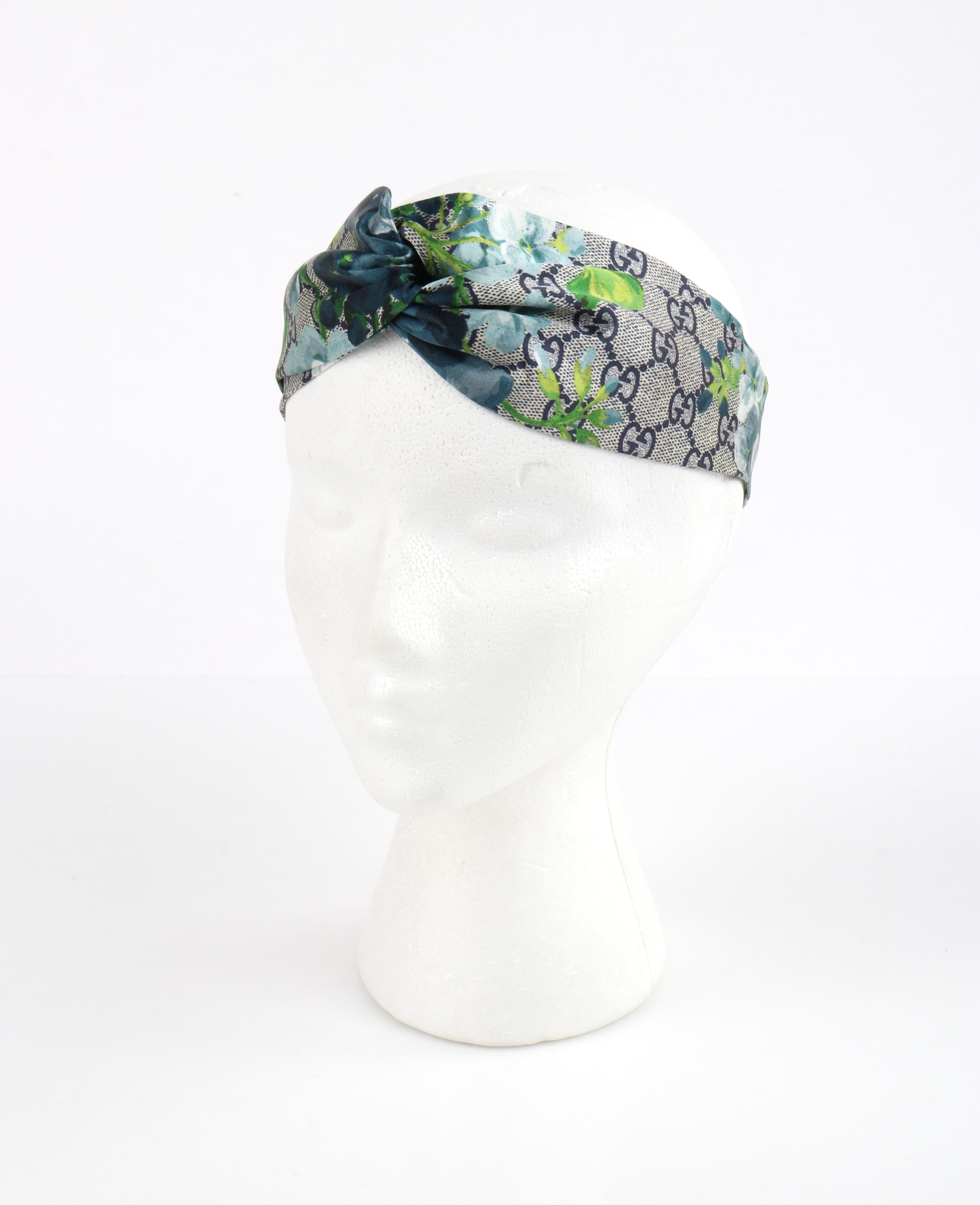 GUCCI c.2016 “Blooms” Blue Gray GG Monogram Floral Knotted Silk Headband NWT In New Condition In Thiensville, WI